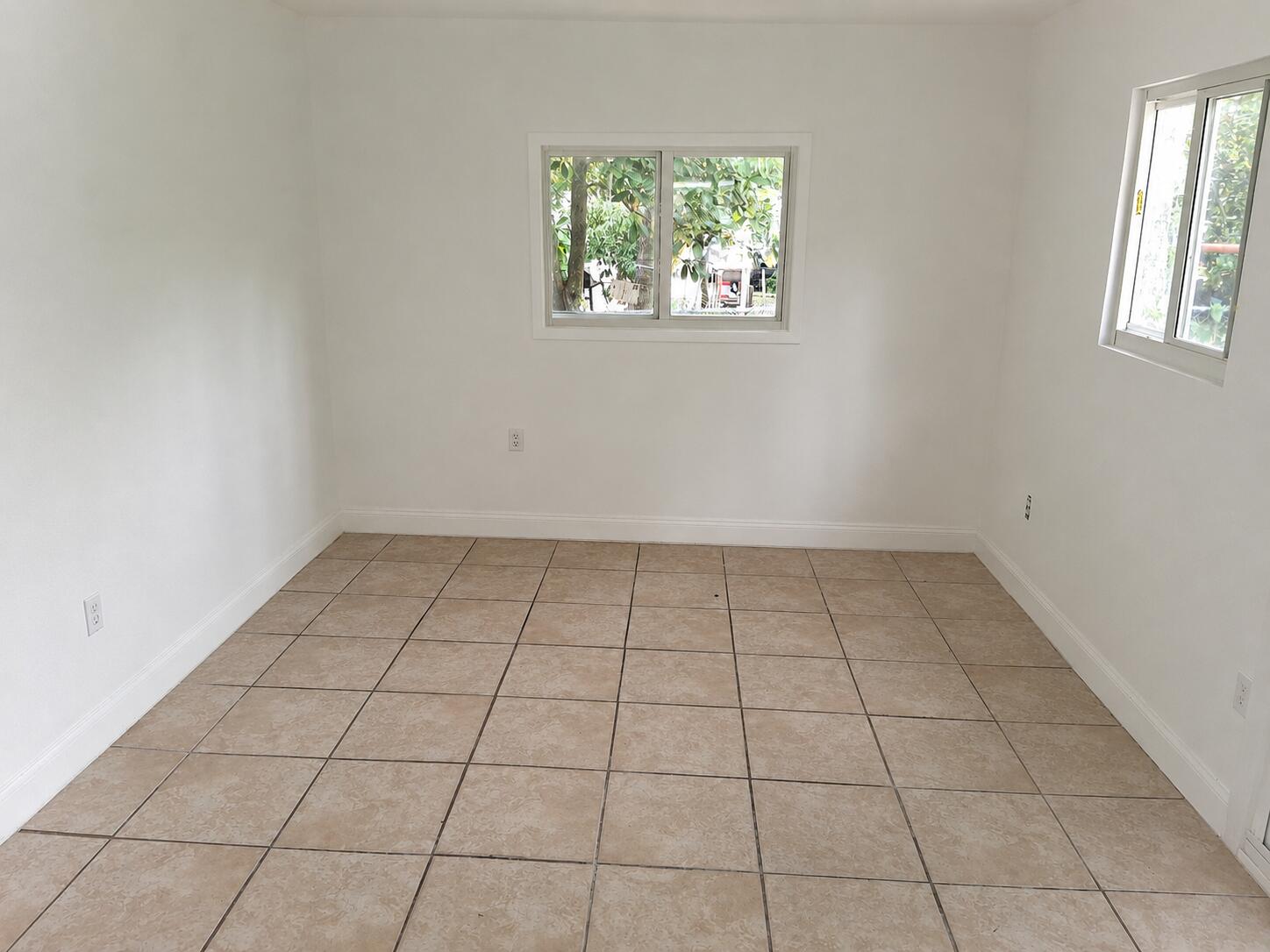 FLORAL HEIGHTS - Residential Lease