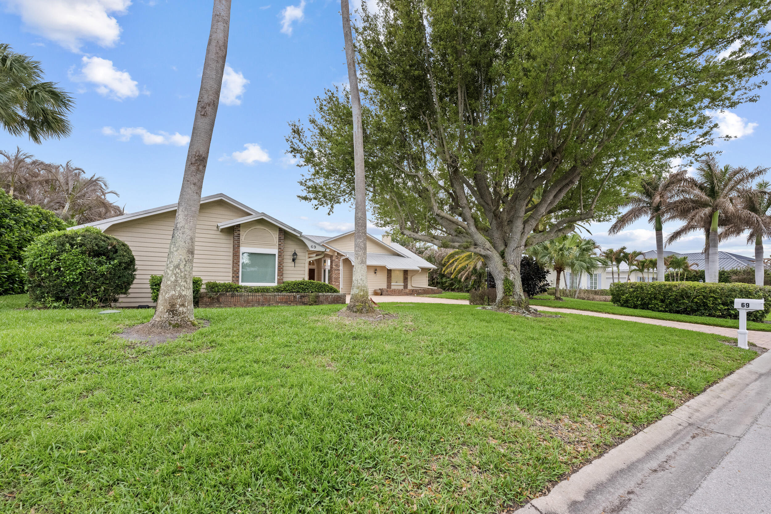 CACHE CAY SUBDIVISION - Residential