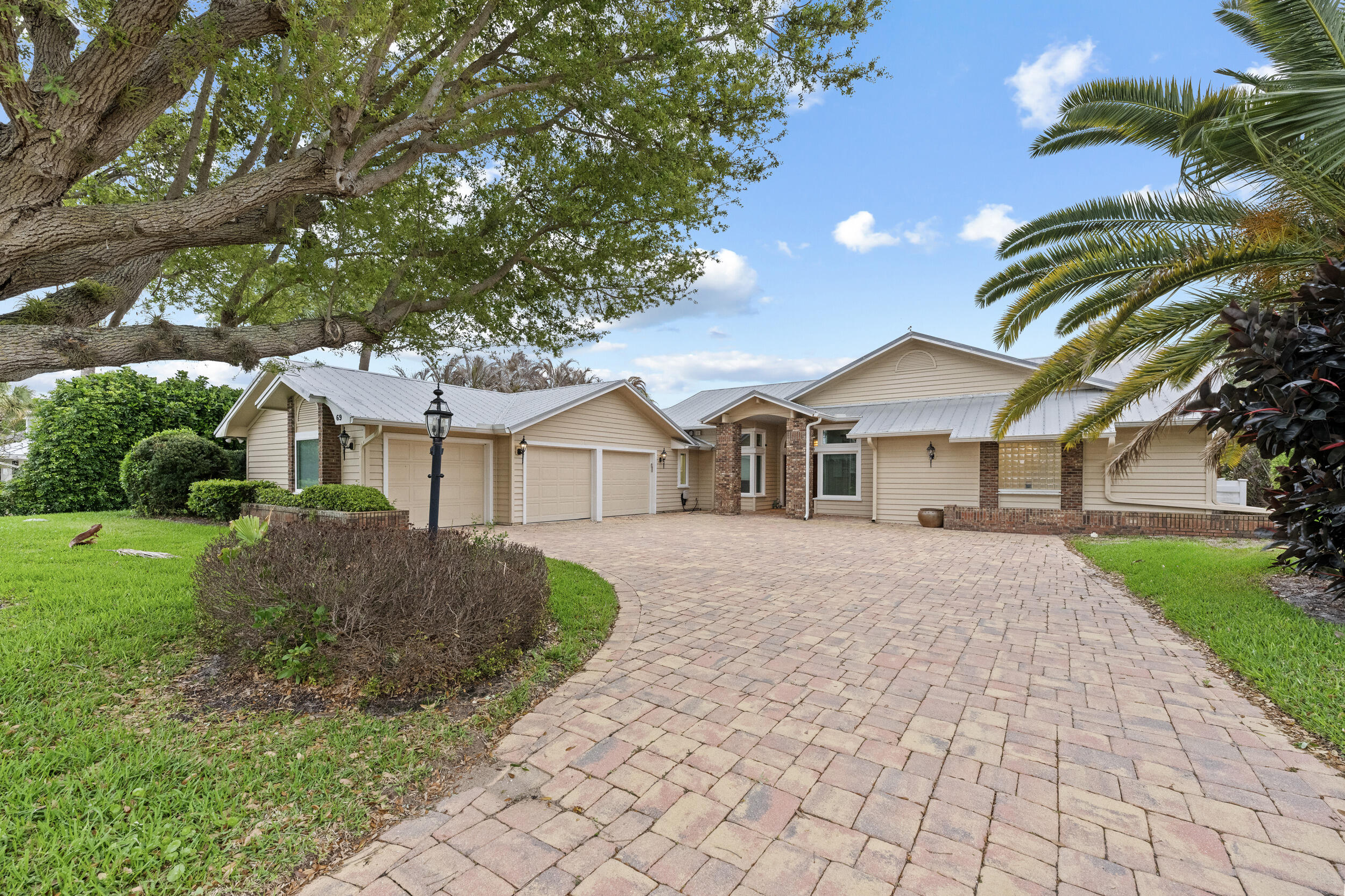 CACHE CAY SUBDIVISION - Residential