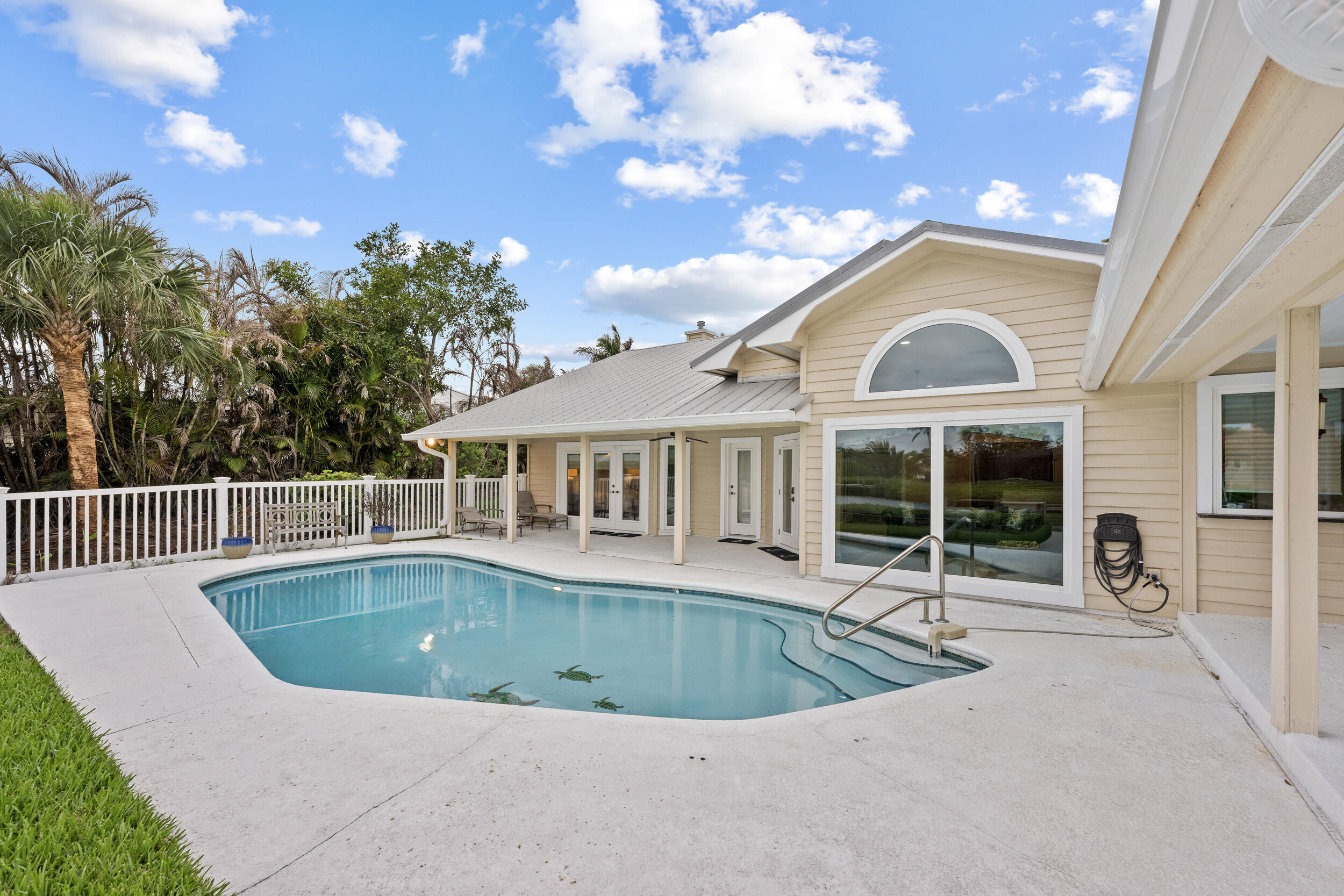 CACHE CAY SUBDIVISION - Residential