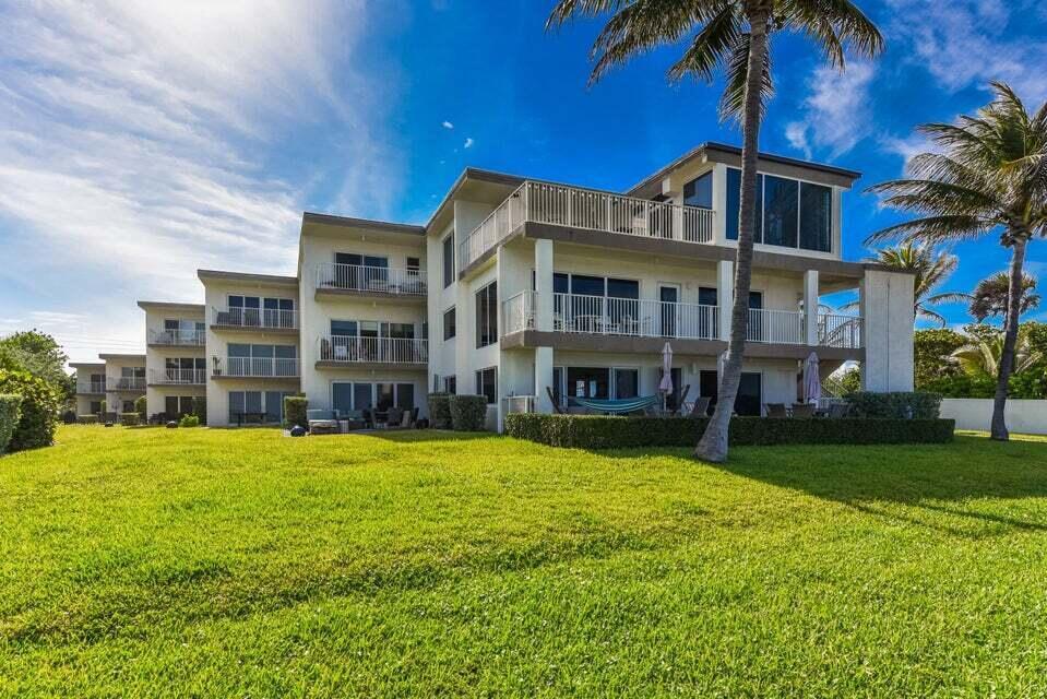 SHORELAND - Residential