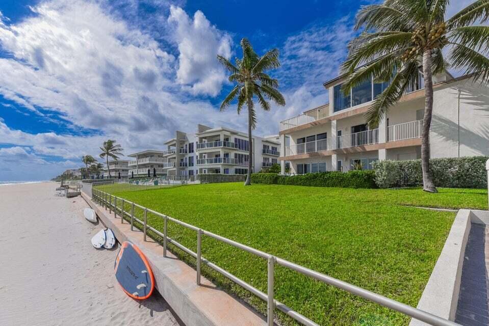 SHORELAND - Residential