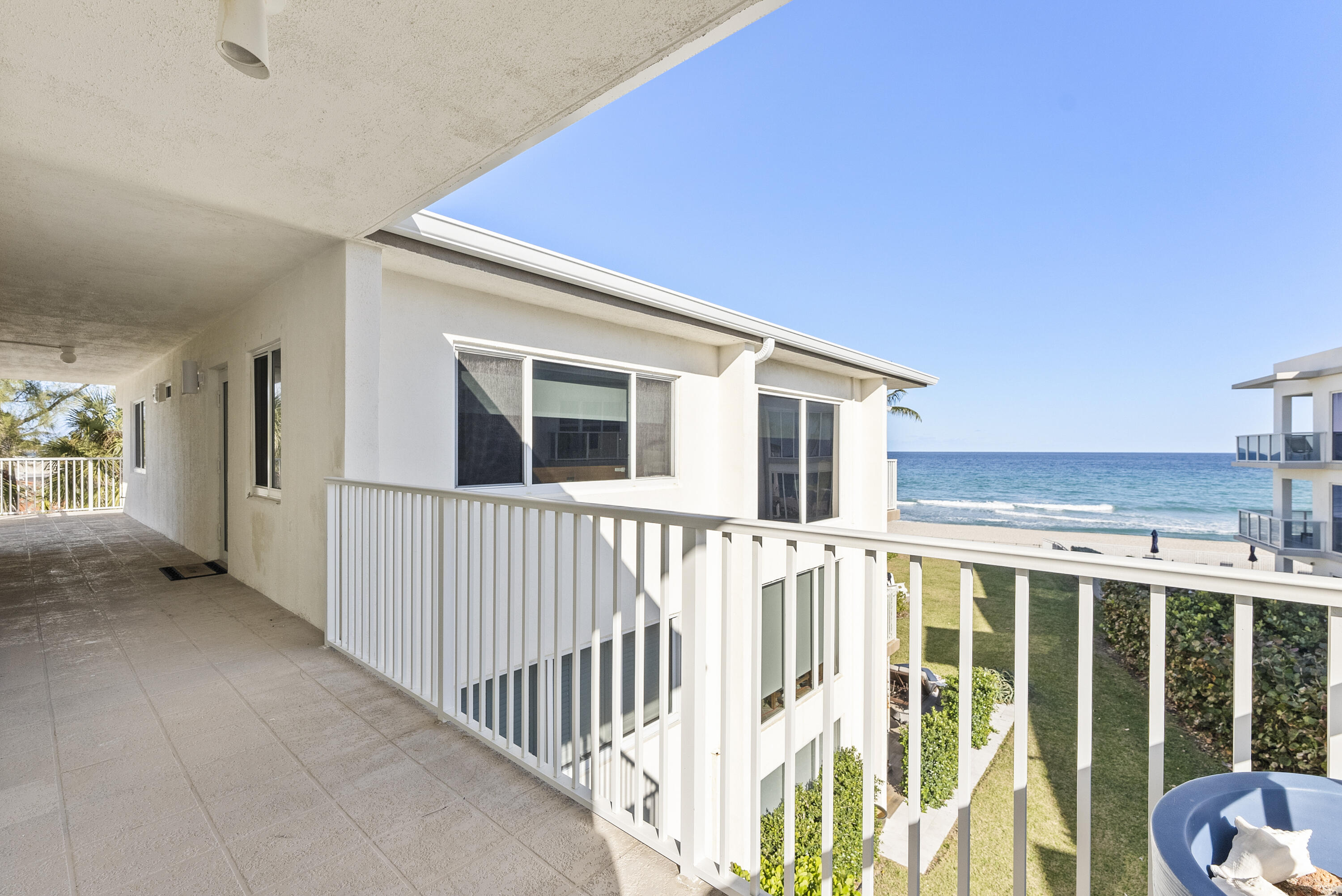 SHORELAND - Residential