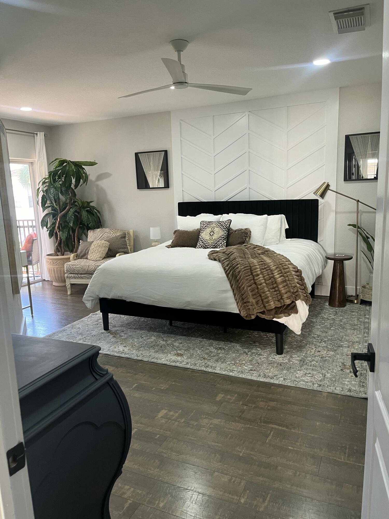 RESIDENCES OF BELMONT OF BOYNTON BEACH CONDOMINIUM - Residential Lease