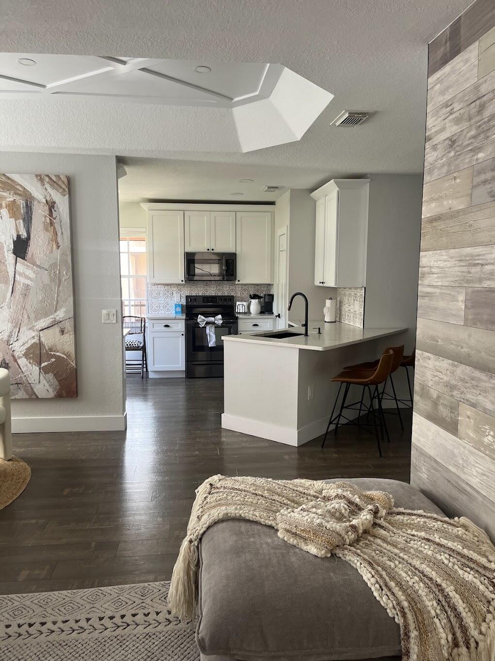 RESIDENCES OF BELMONT OF BOYNTON BEACH CONDOMINIUM - Residential Lease