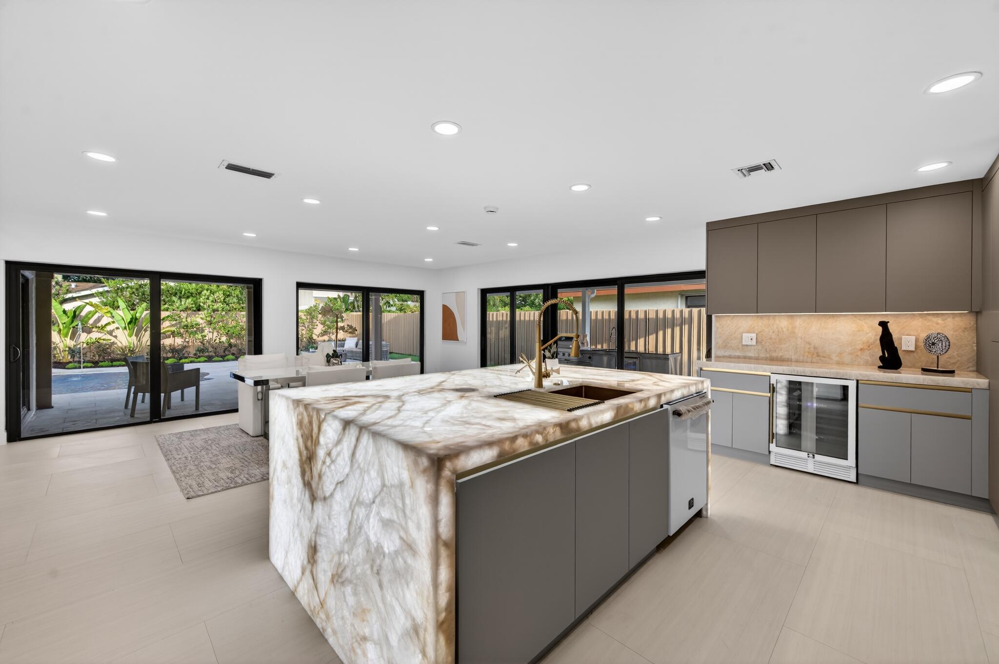 STRATHMORE - Residential