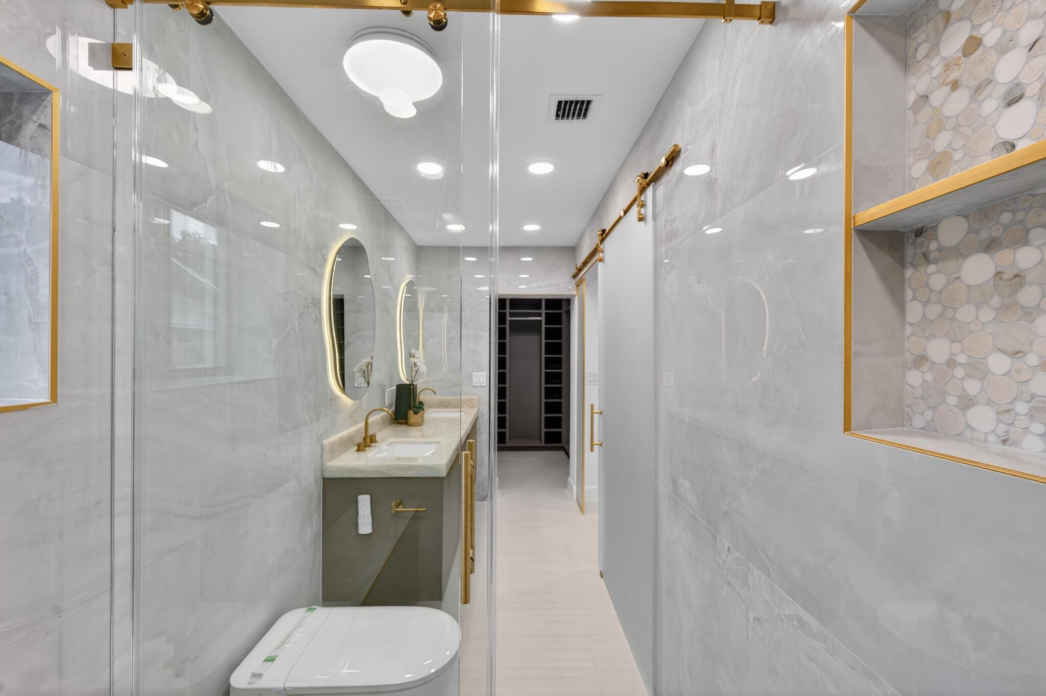 STRATHMORE - Residential
