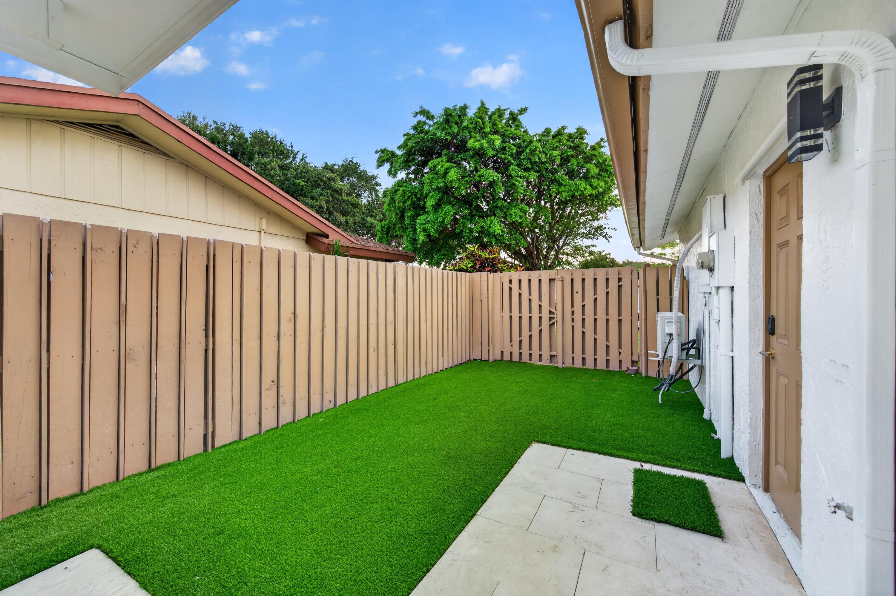STRATHMORE - Residential