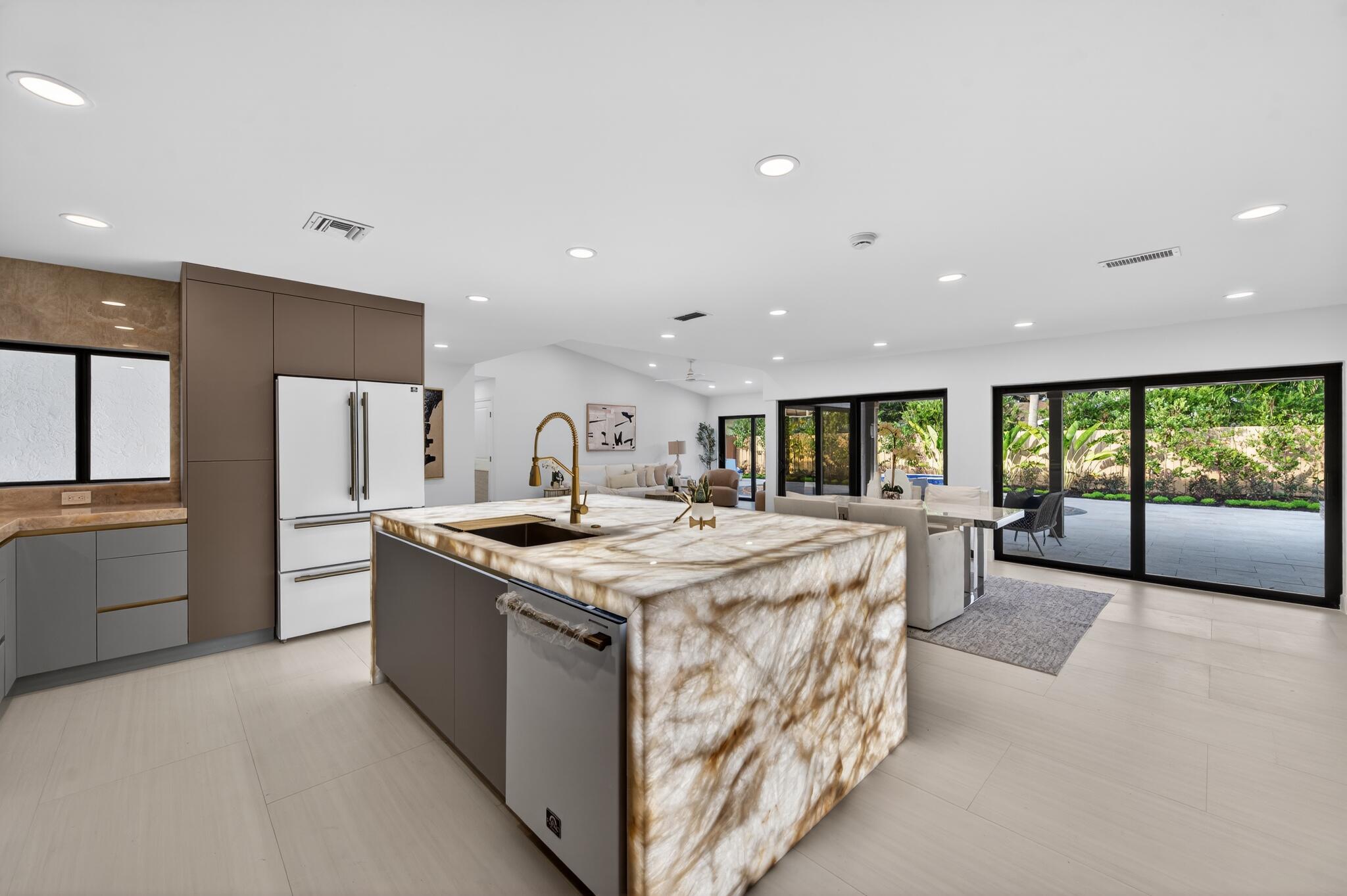 STRATHMORE - Residential