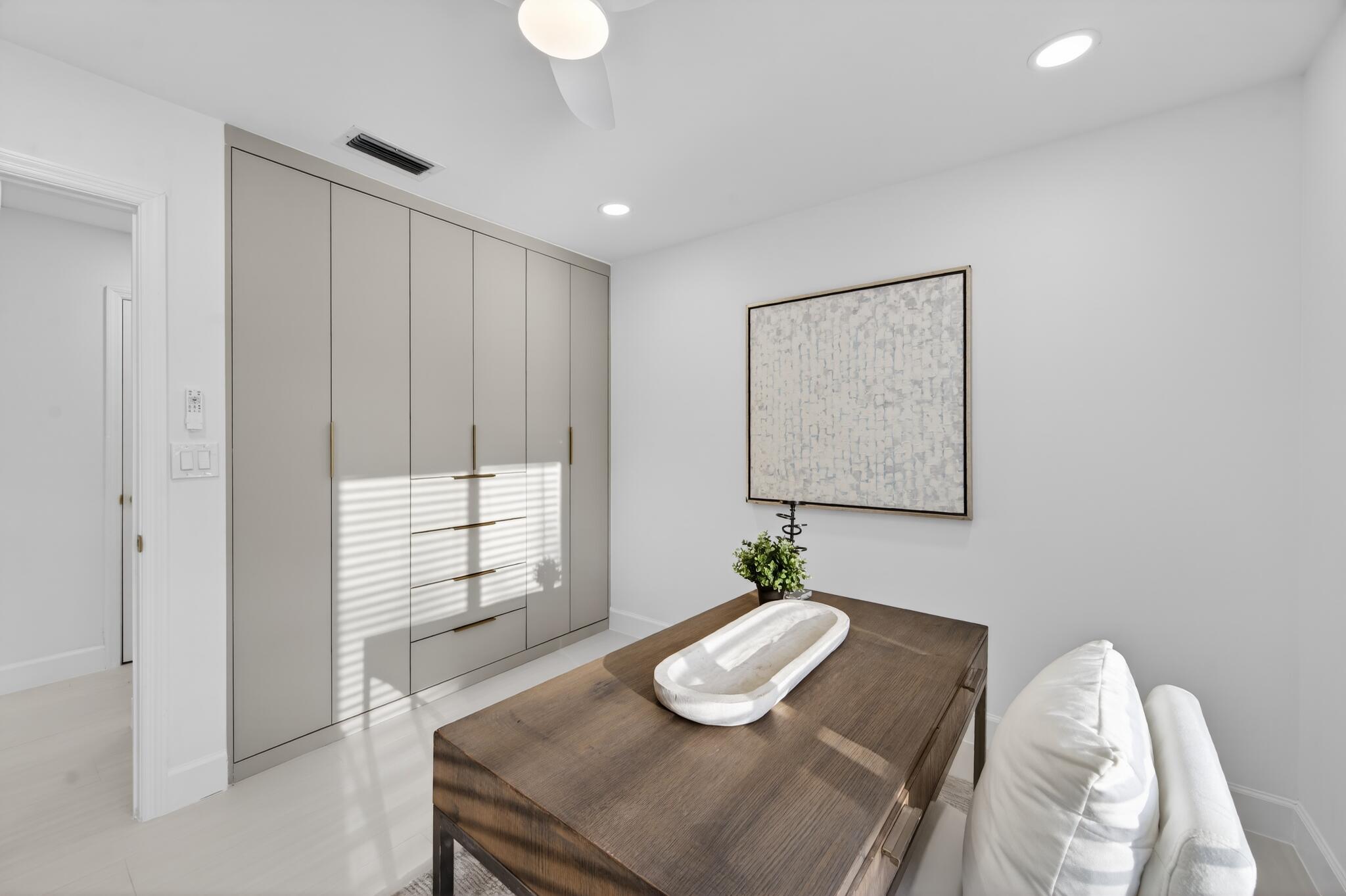 STRATHMORE - Residential