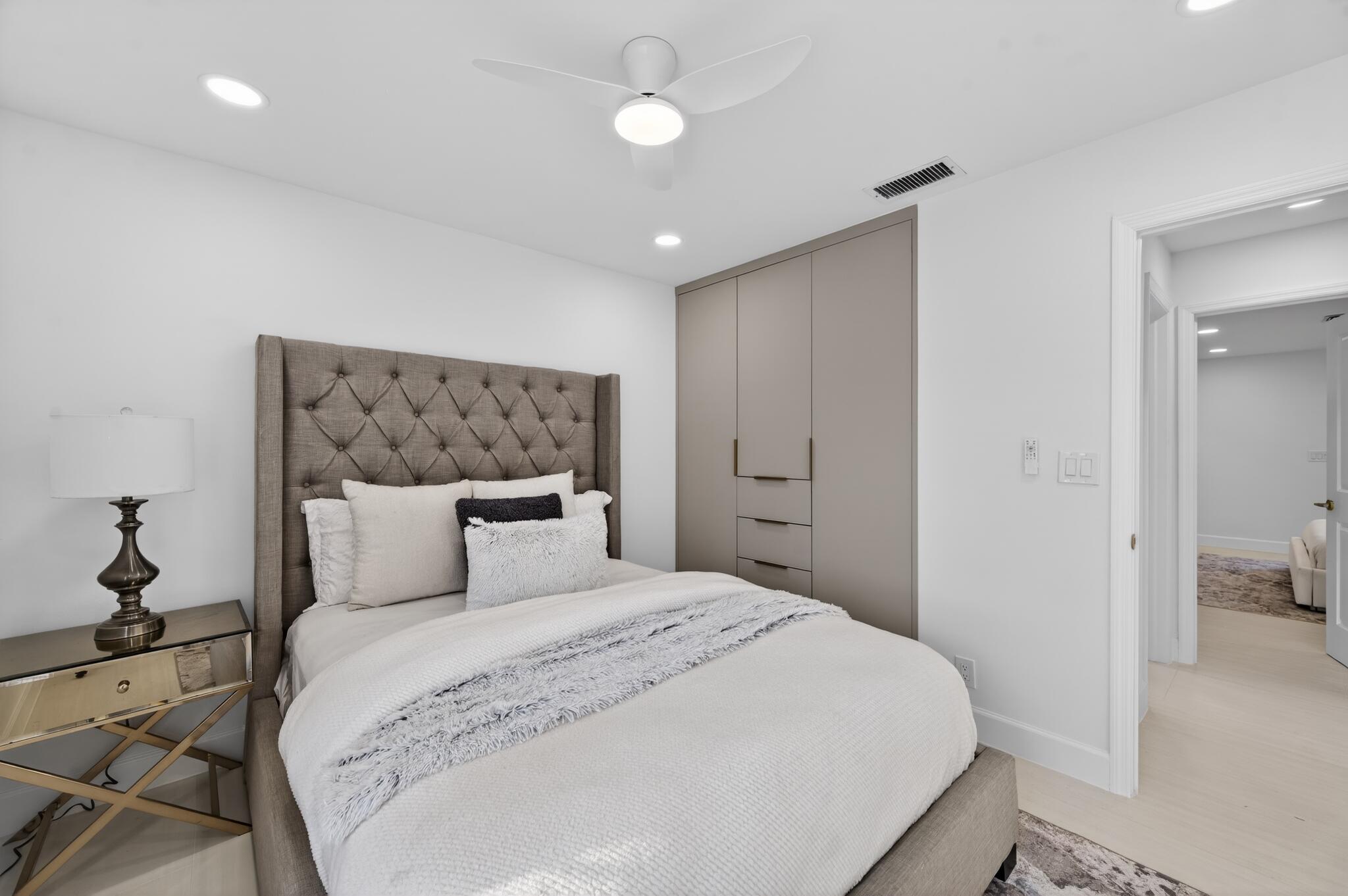 STRATHMORE - Residential