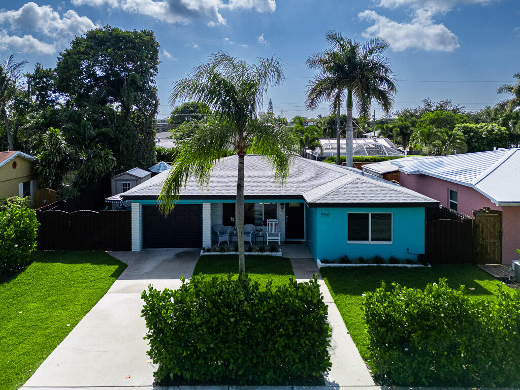NORTH LAKE WORTH IN PB 5 PGS 48 & 49 - Residential