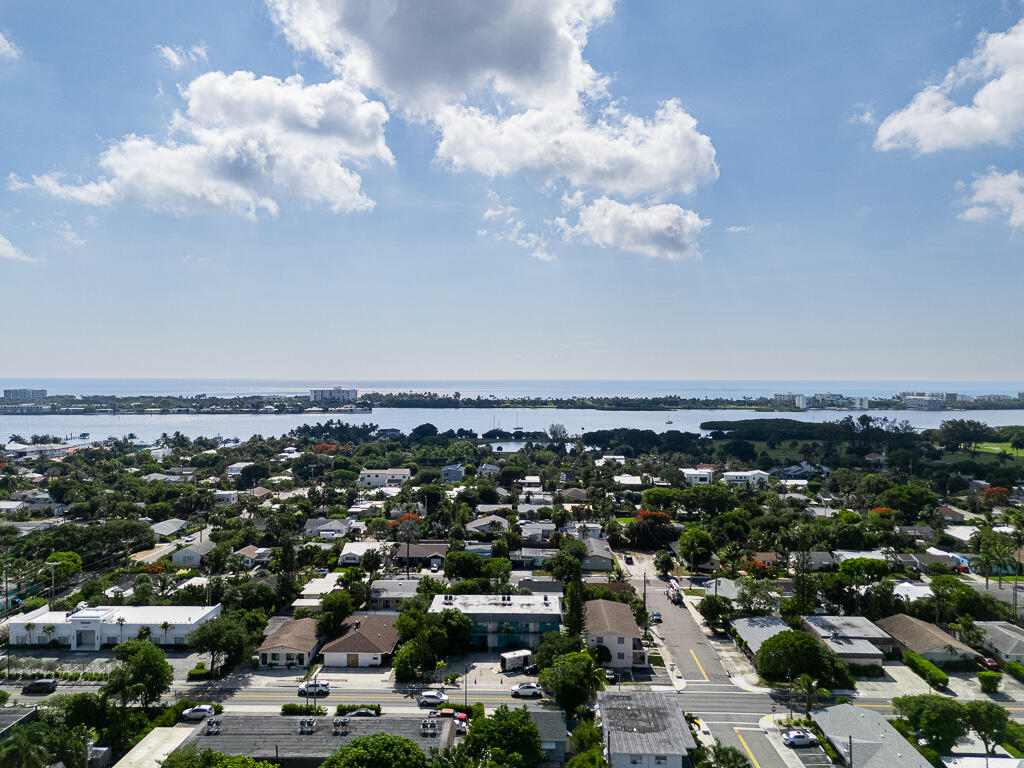 NORTH LAKE WORTH IN PB 5 PGS 48 & 49 - Residential