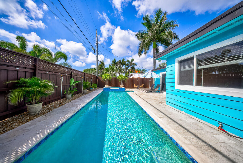 NORTH LAKE WORTH IN PB 5 PGS 48 & 49 - Residential
