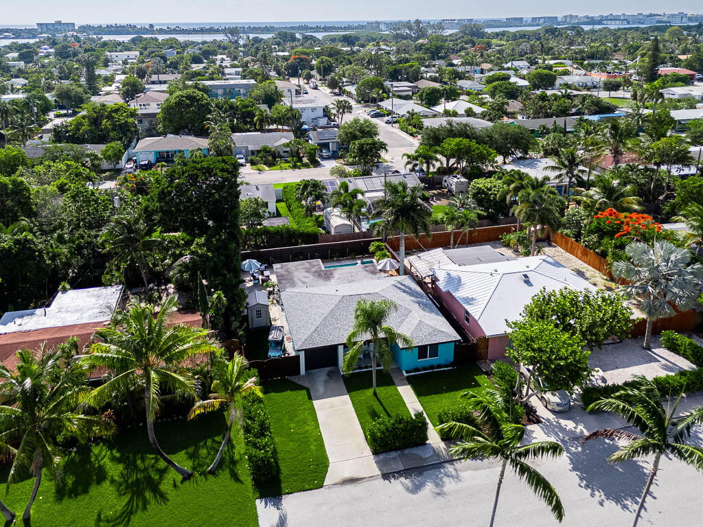 NORTH LAKE WORTH IN PB 5 PGS 48 & 49 - Residential
