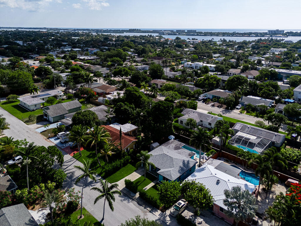 NORTH LAKE WORTH IN PB 5 PGS 48 & 49 - Residential