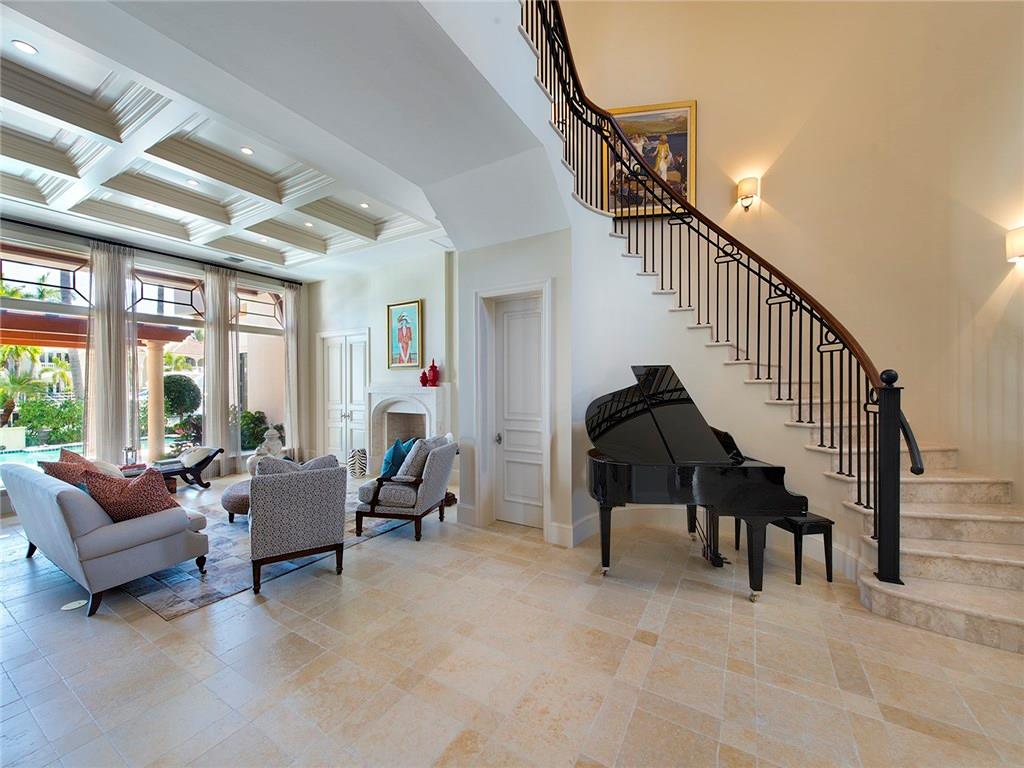 Lucille Island 37-19 B - Residential