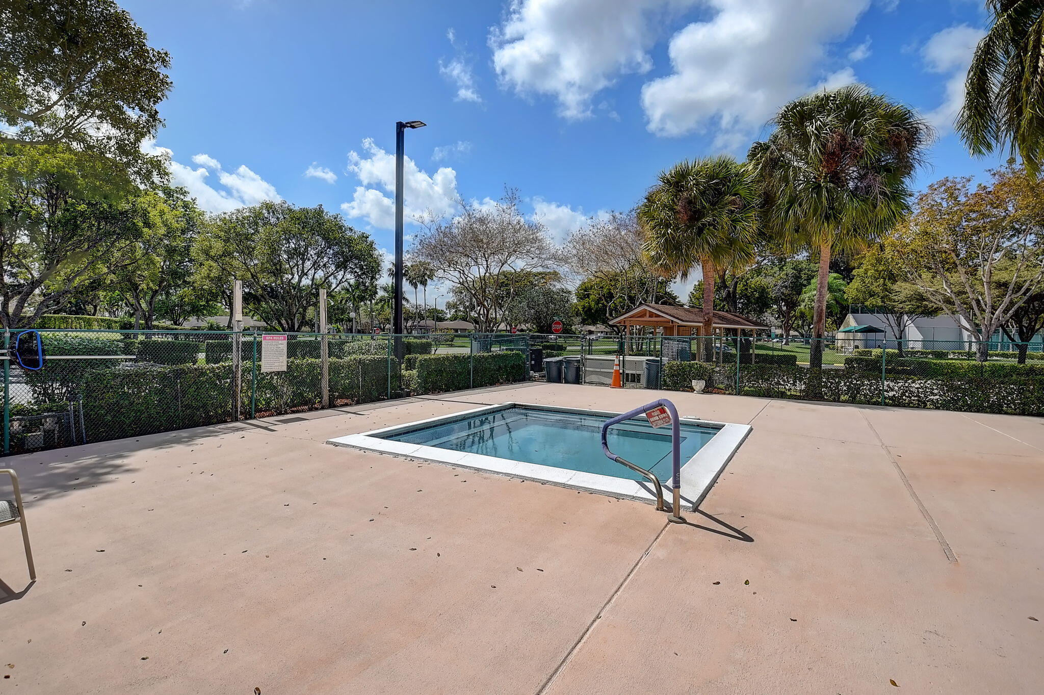 WHISPER WALK SEC E CONDO - Residential