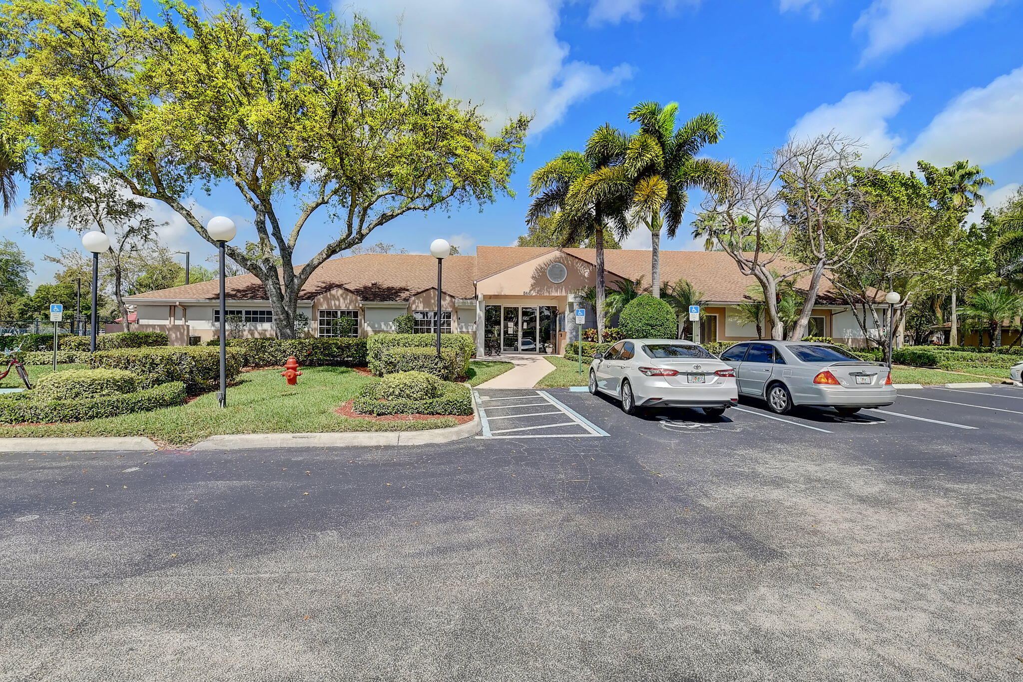 WHISPER WALK SEC E CONDO - Residential
