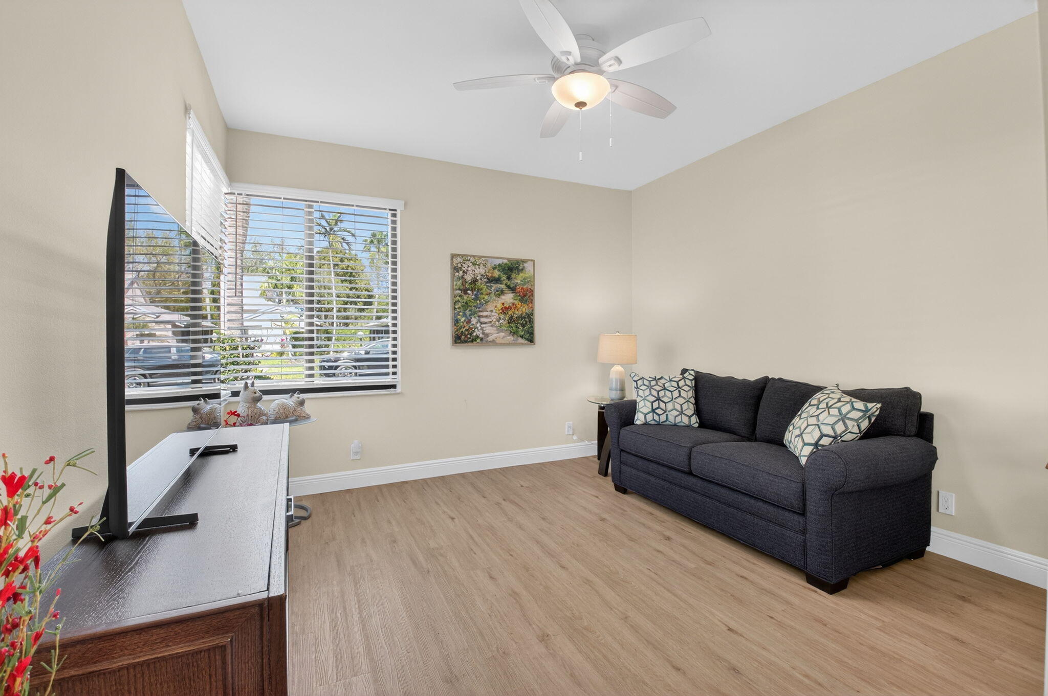WHISPER WALK SEC E CONDO - Residential