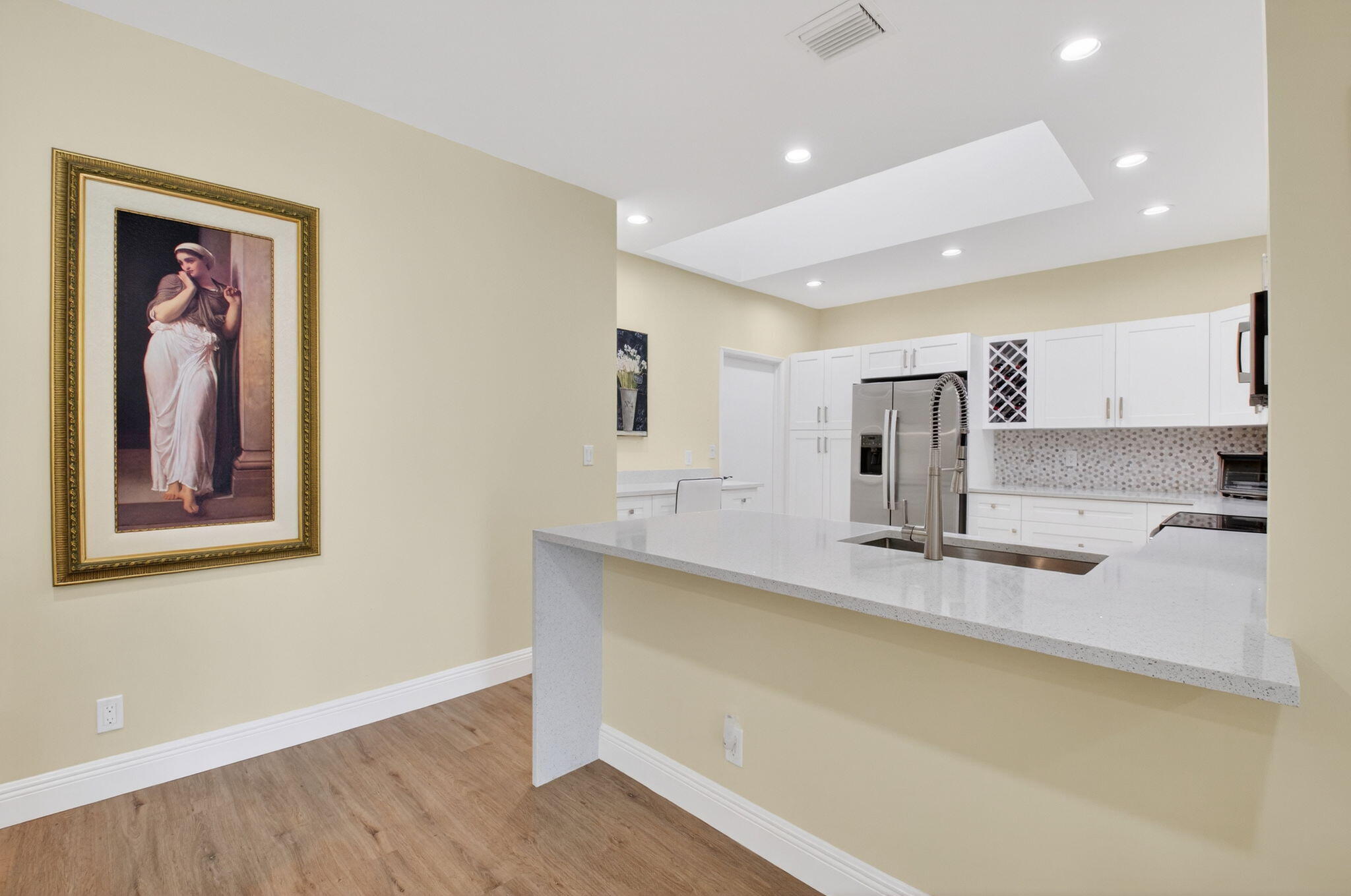 WHISPER WALK SEC E CONDO - Residential