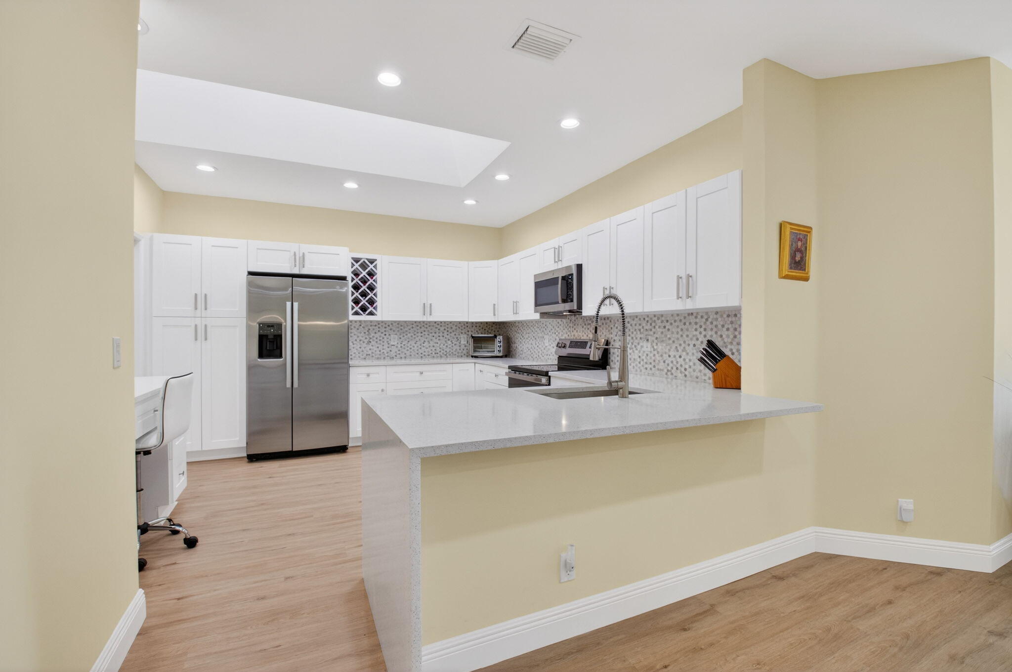 WHISPER WALK SEC E CONDO - Residential