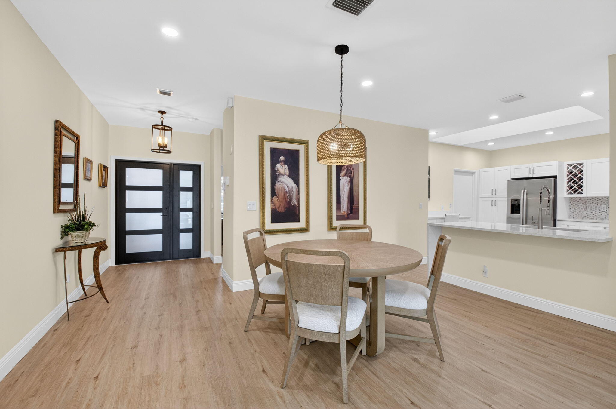 WHISPER WALK SEC E CONDO - Residential