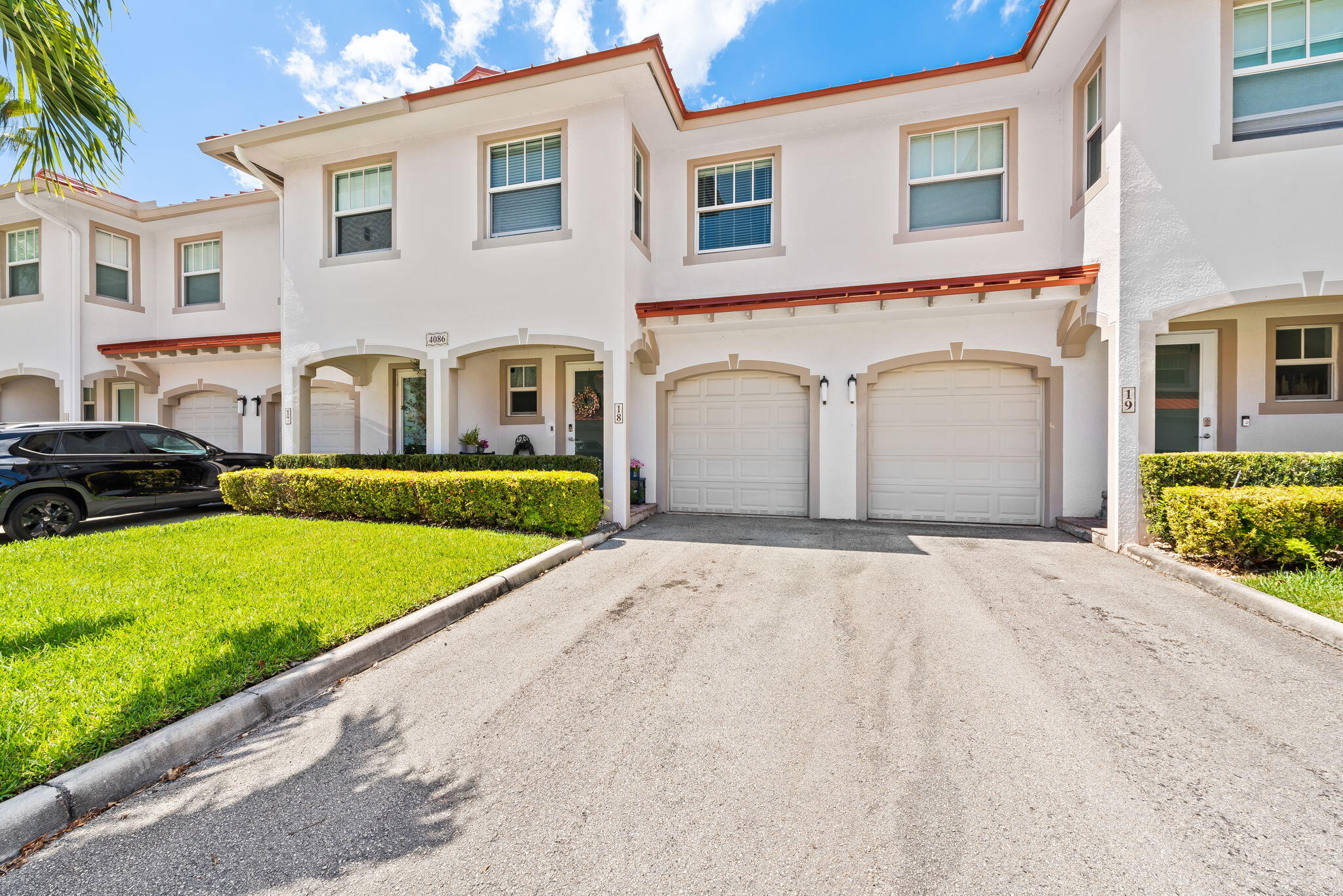 PALM AIRE CYPRESS COURSE ESTATES - Residential