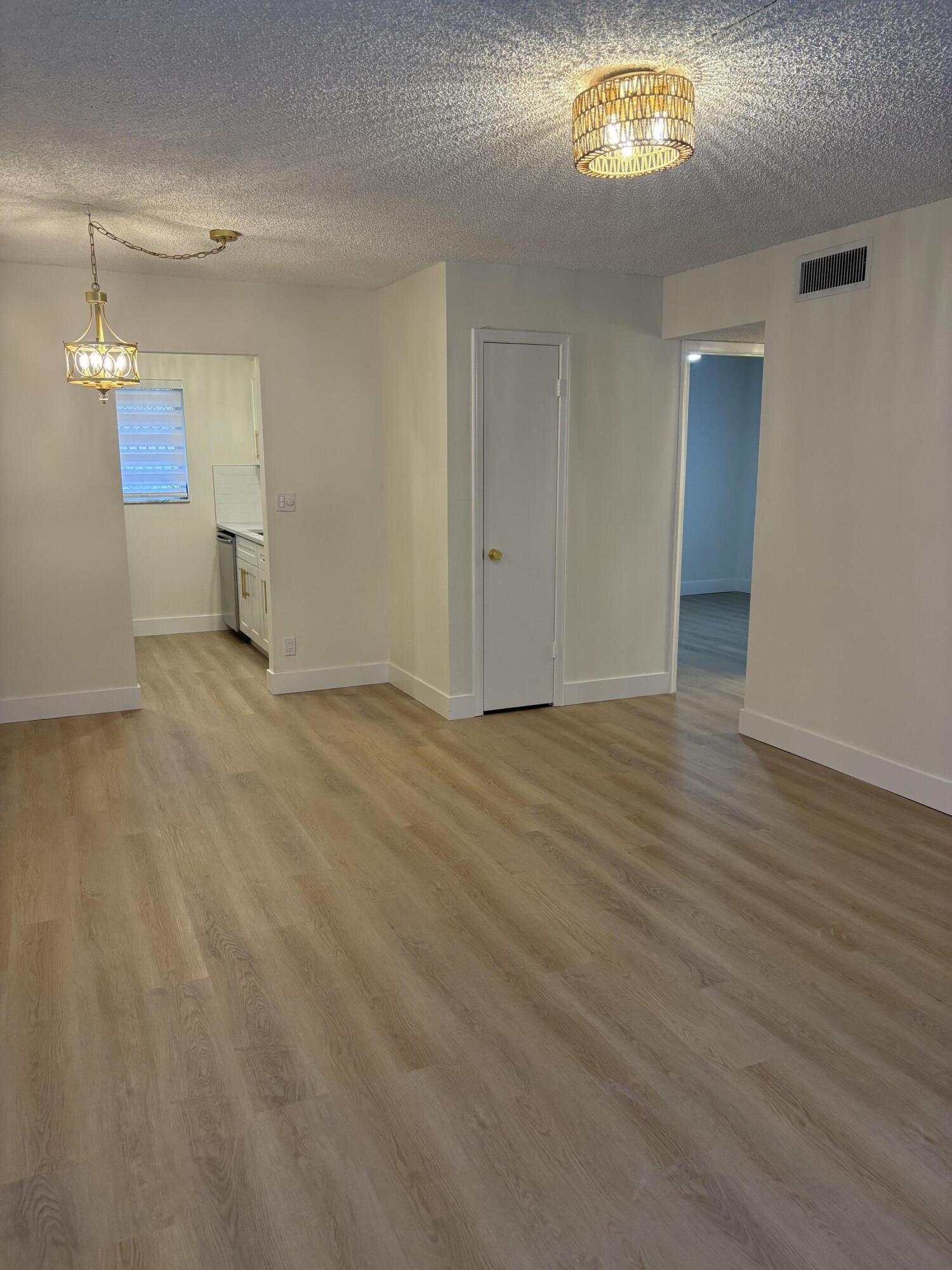 POINCIANA CONDO - Residential