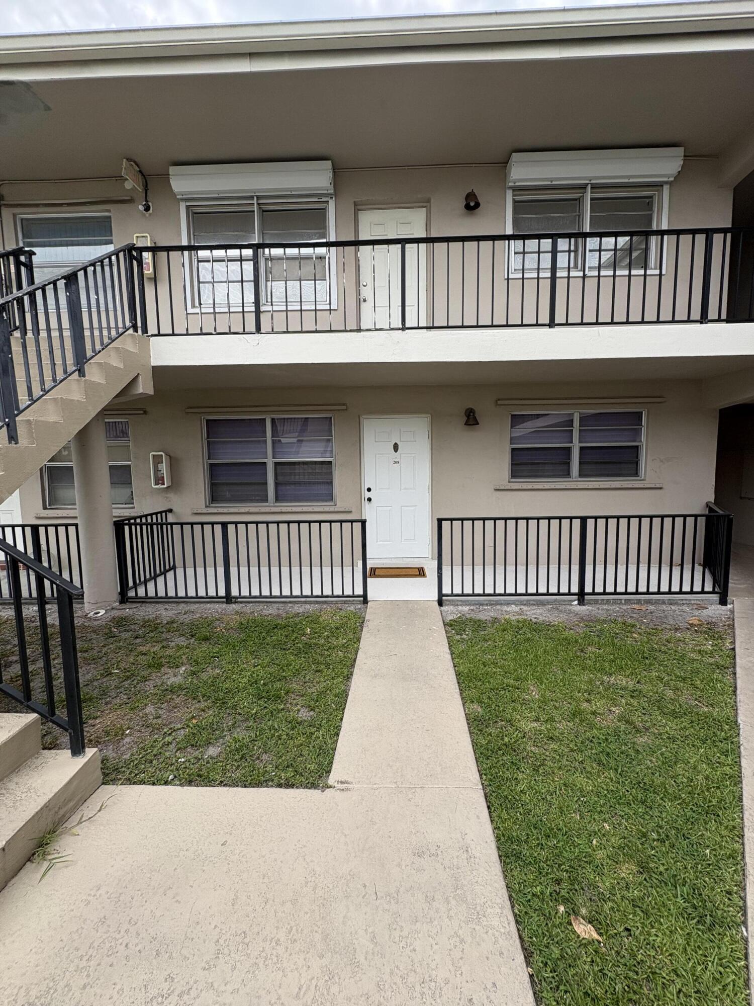 POINCIANA CONDO - Residential
