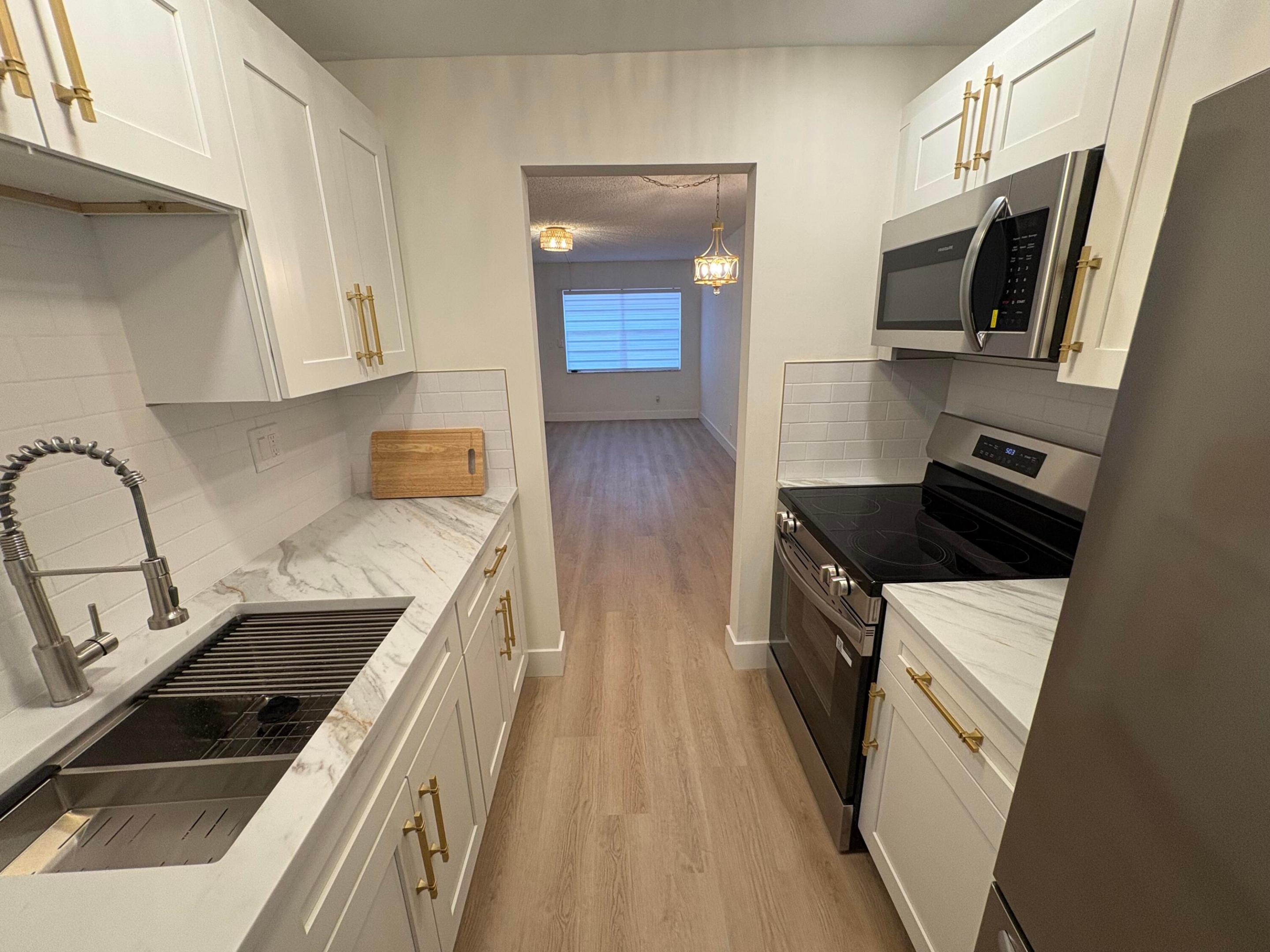 POINCIANA CONDO - Residential