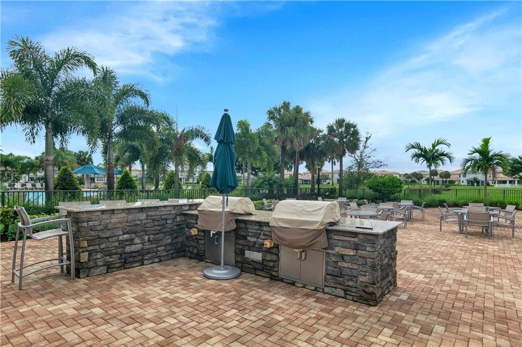 HILLCREST - Residential