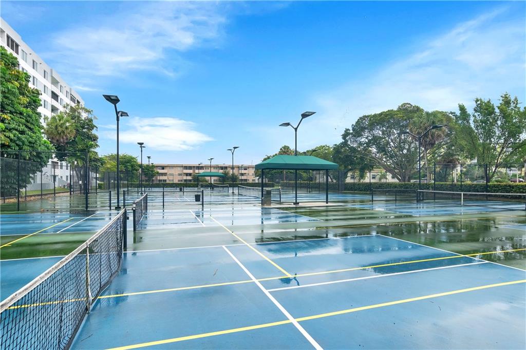 HILLCREST - Residential