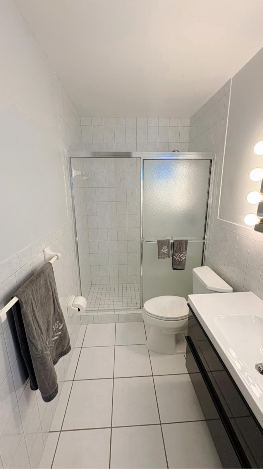 MAYFAIR APT CO-OP - Residential