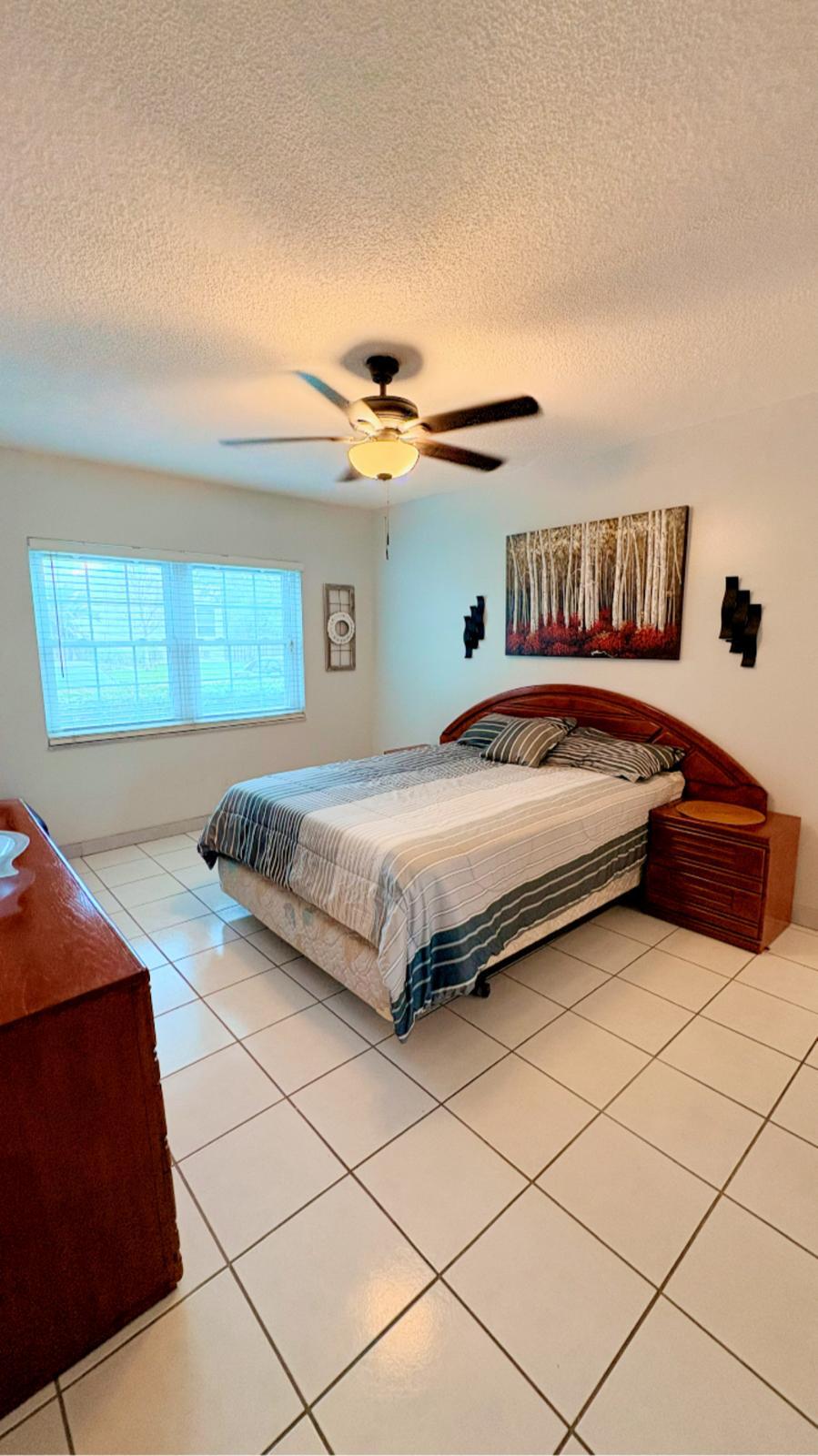 MAYFAIR APT CO-OP - Residential