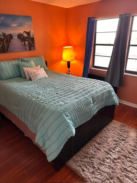 ISLES OF INVERRARY II CONDO - Residential
