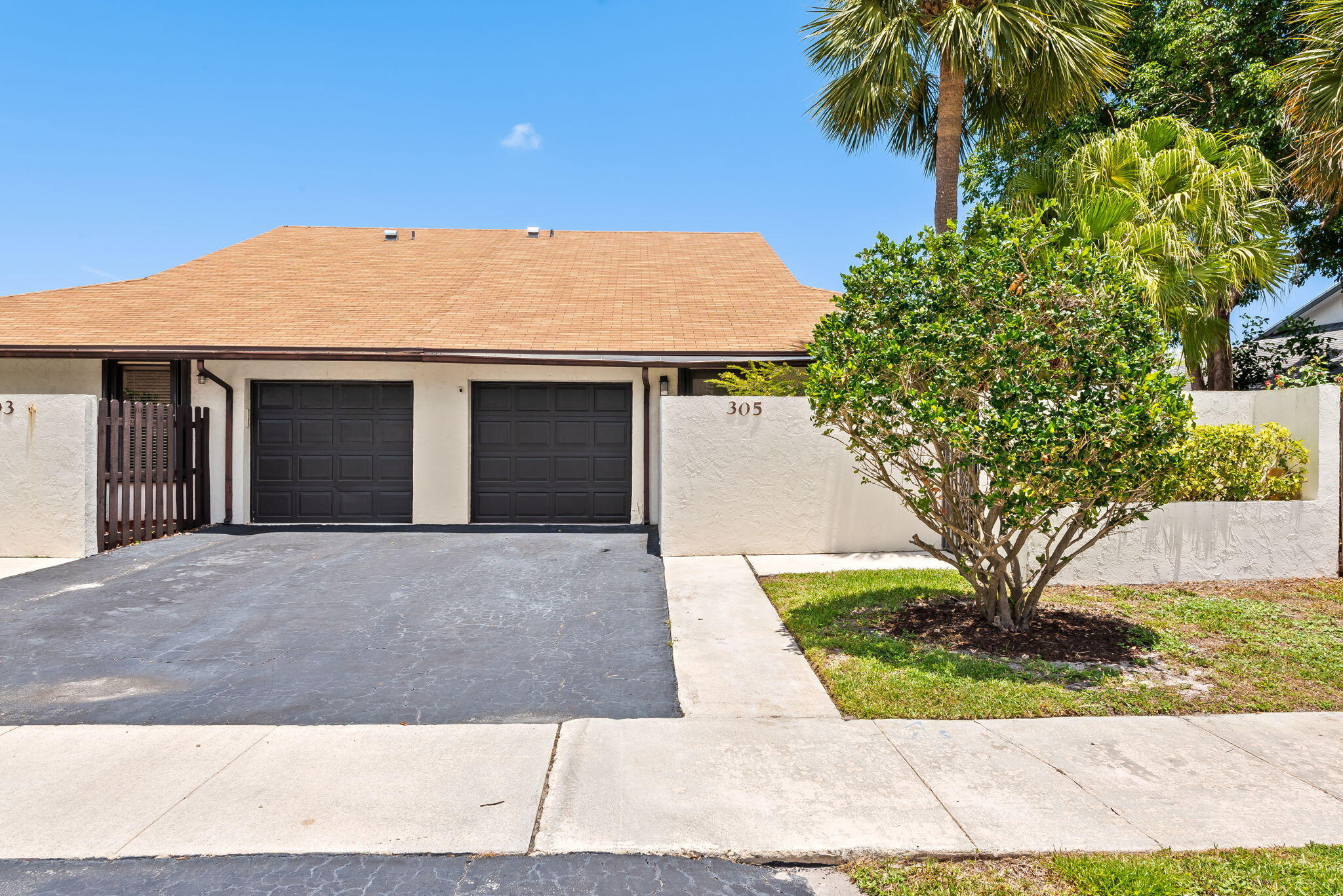 HOMEWOOD LAKES - Residential Lease