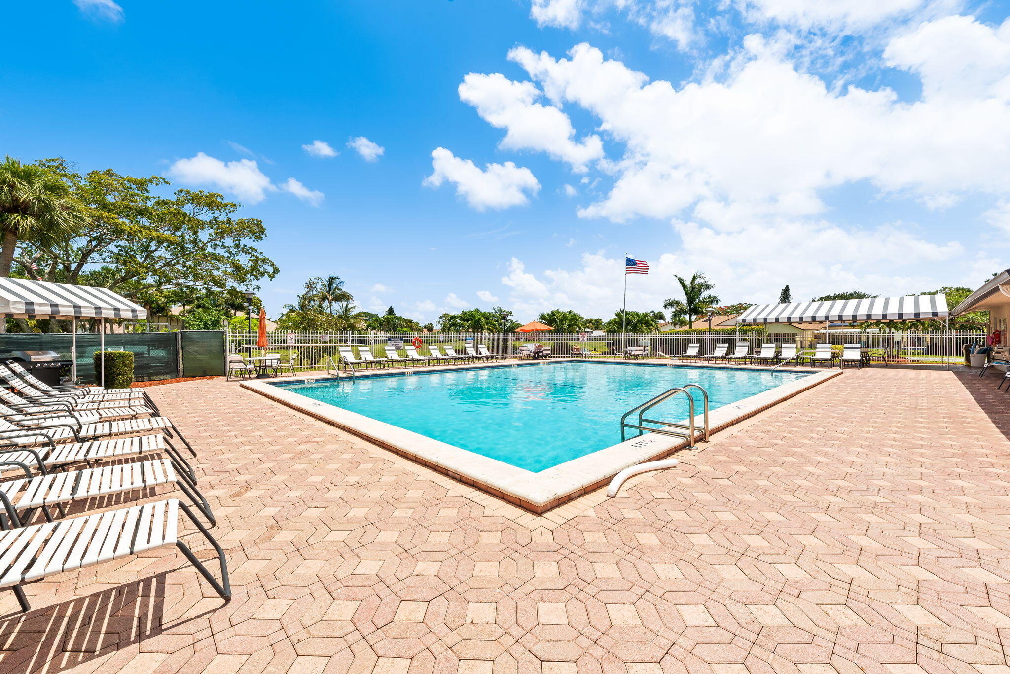 HOMEWOOD LAKES - Residential Lease