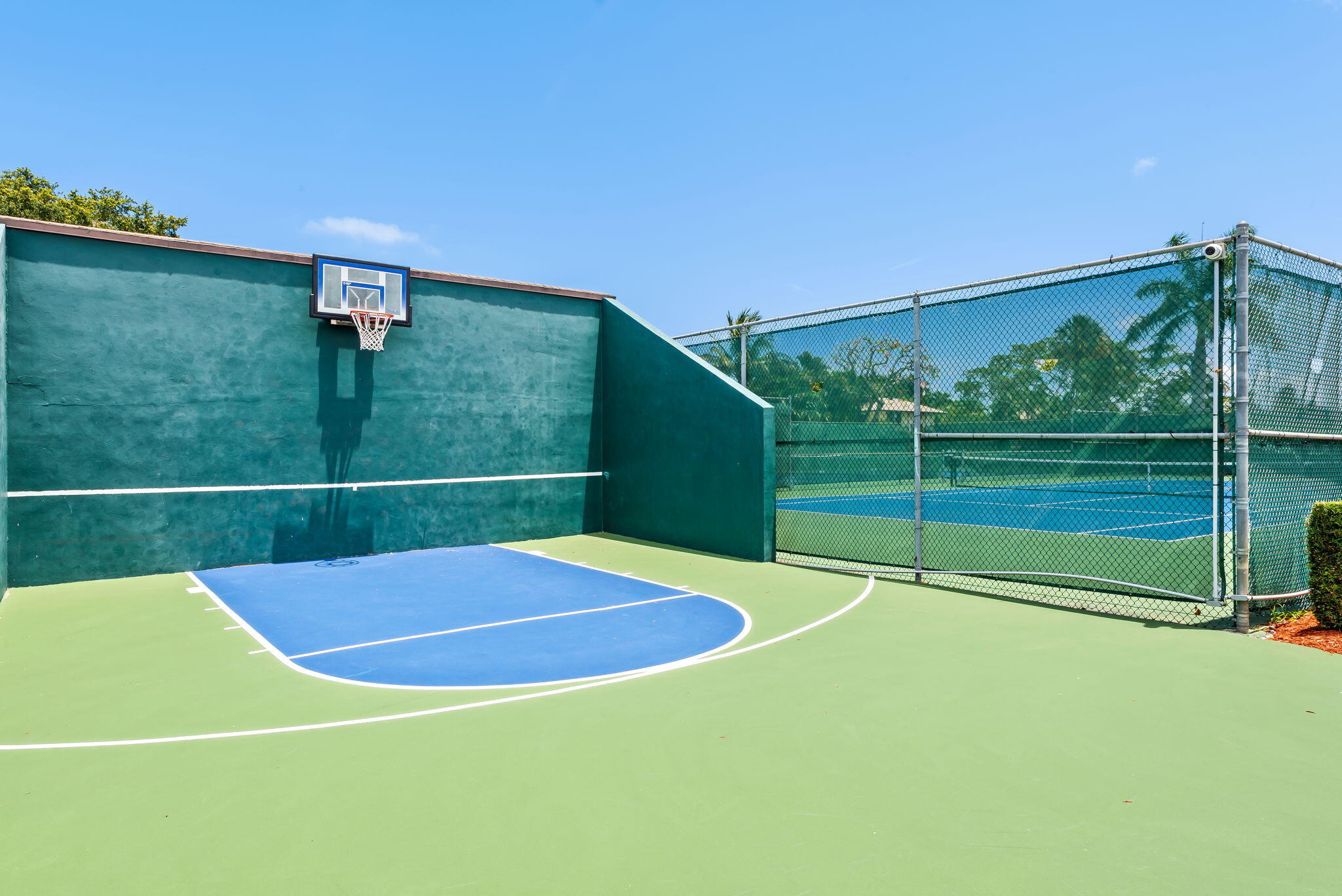 HOMEWOOD LAKES - Residential Lease