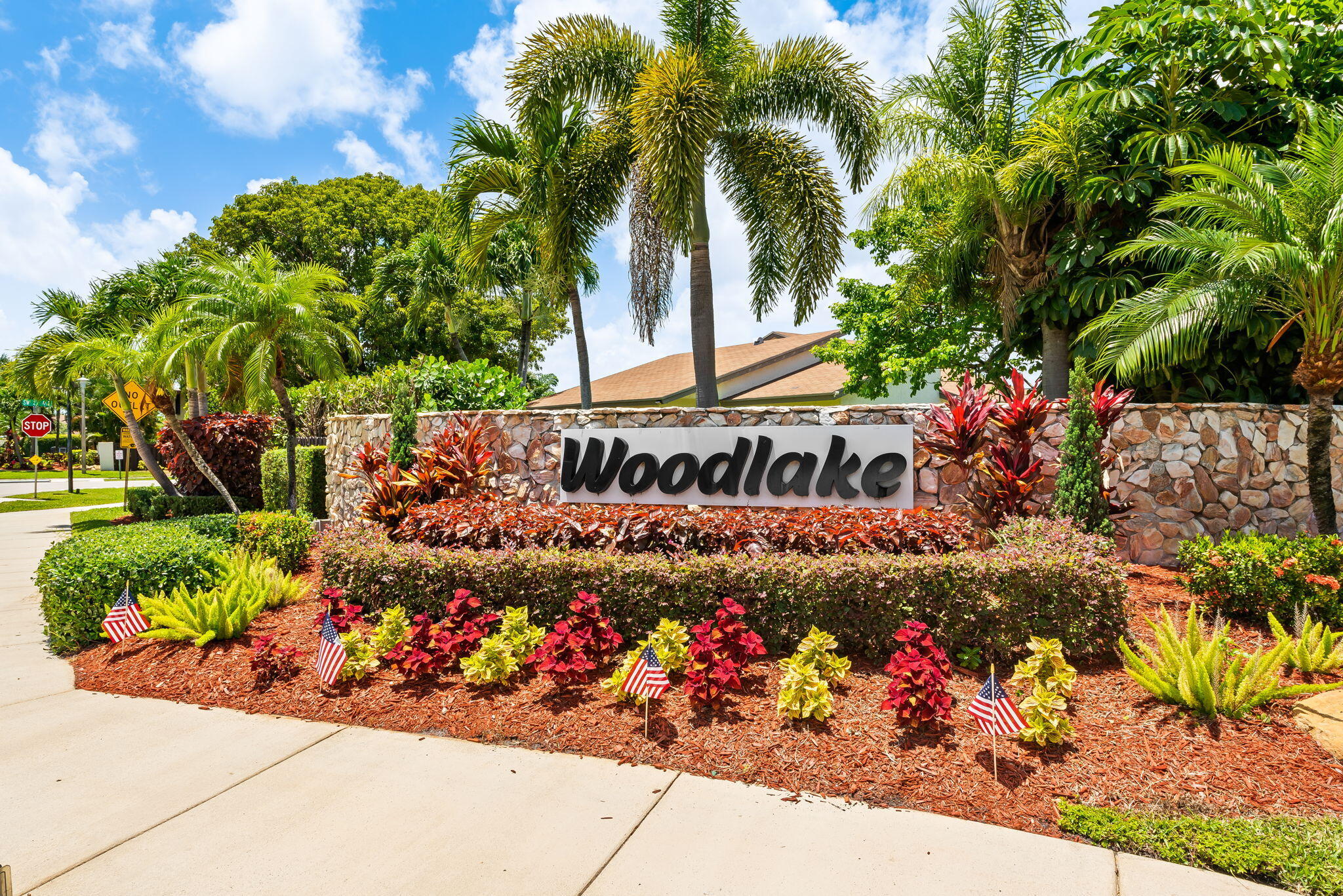 HOMEWOOD LAKES - Residential Lease