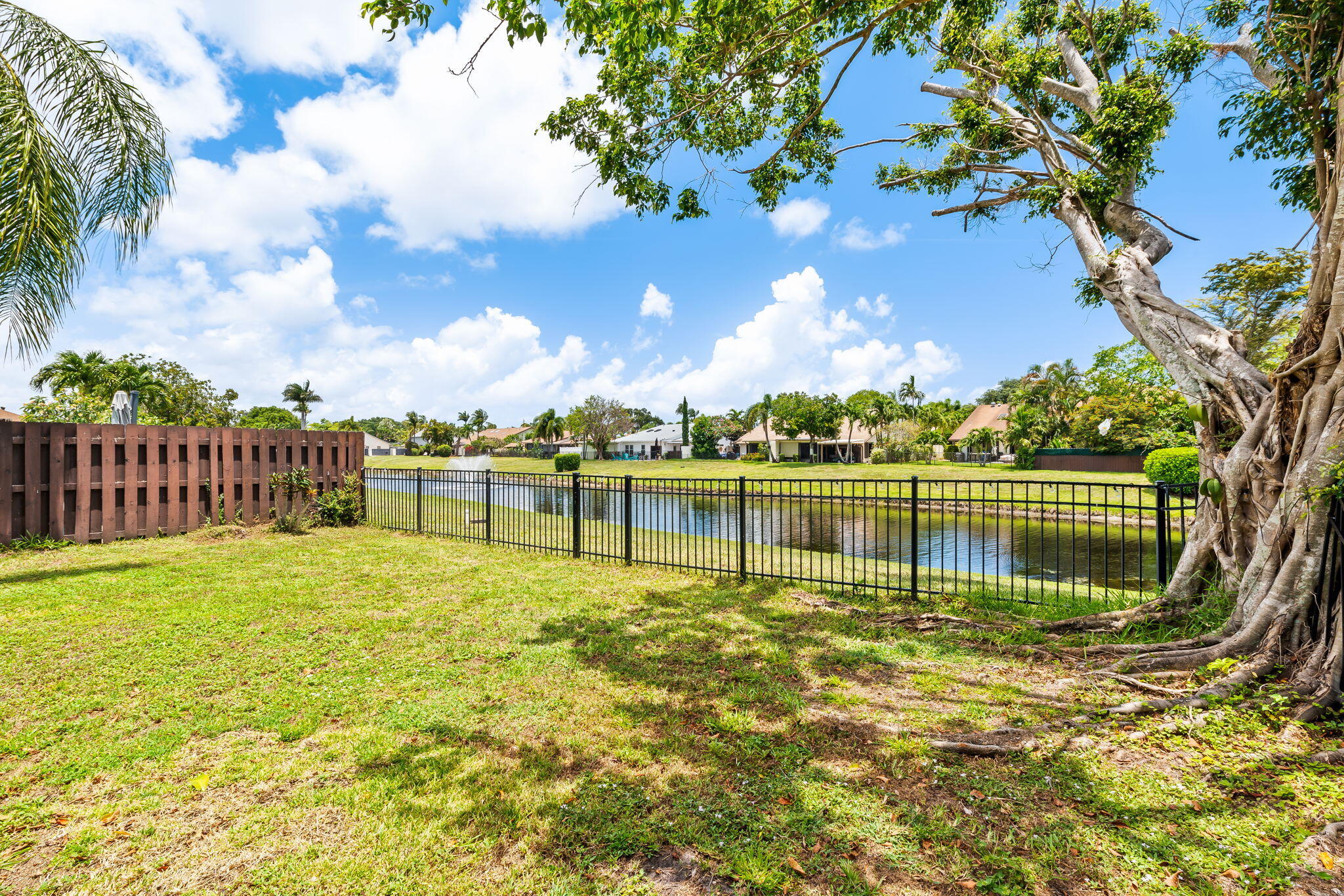 HOMEWOOD LAKES - Residential Lease