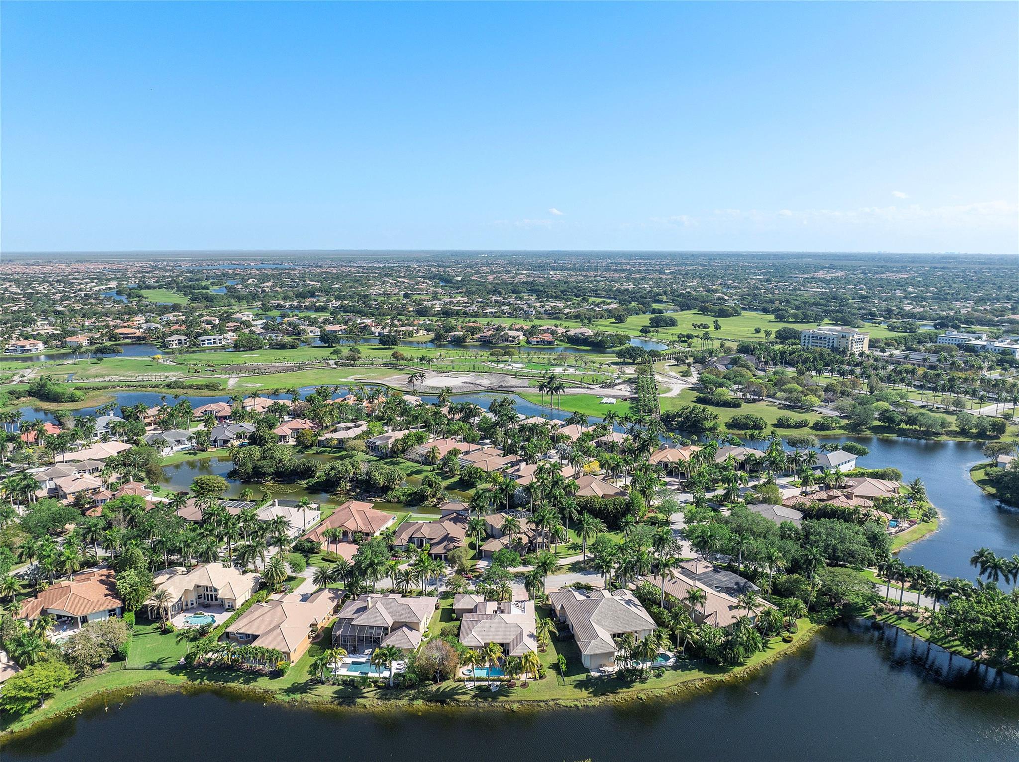 HERON BAY - THE FALLS - Residential