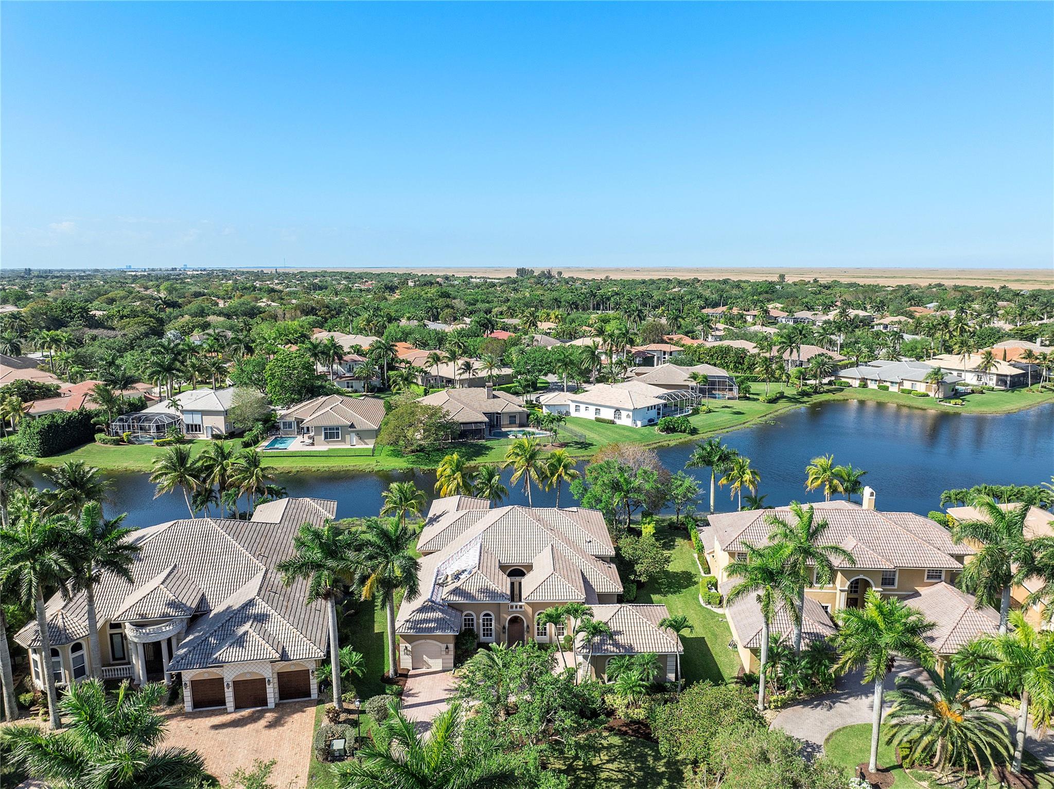 HERON BAY - THE FALLS - Residential