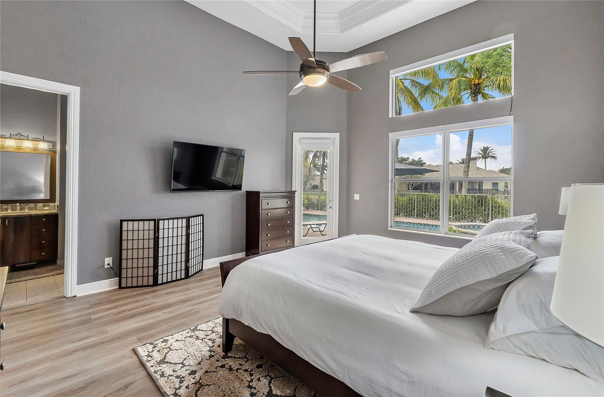 HERON BAY - THE FALLS - Residential
