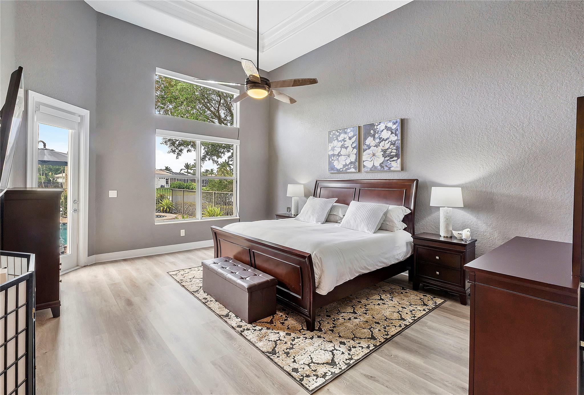 HERON BAY - THE FALLS - Residential
