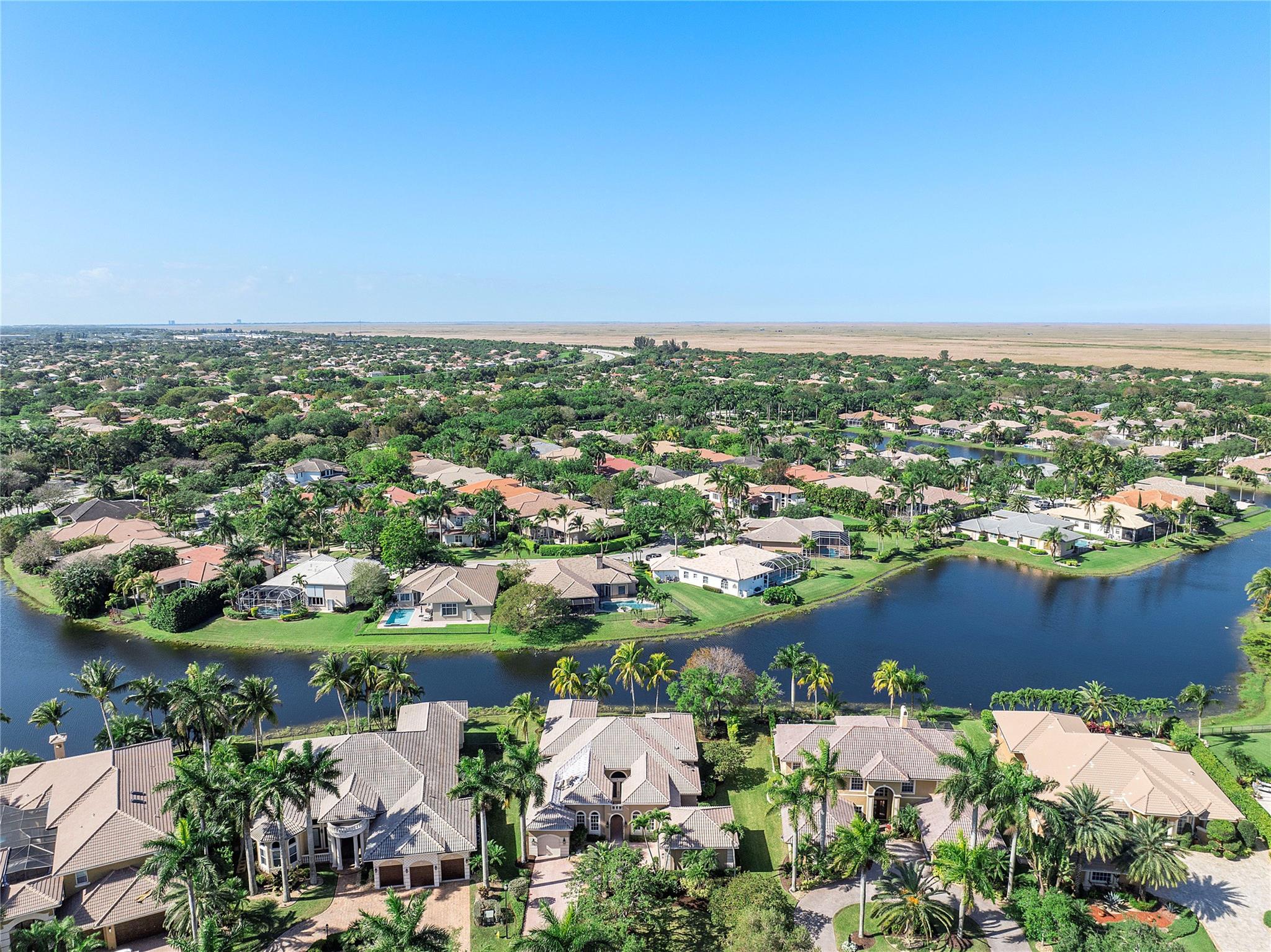 HERON BAY - THE FALLS - Residential
