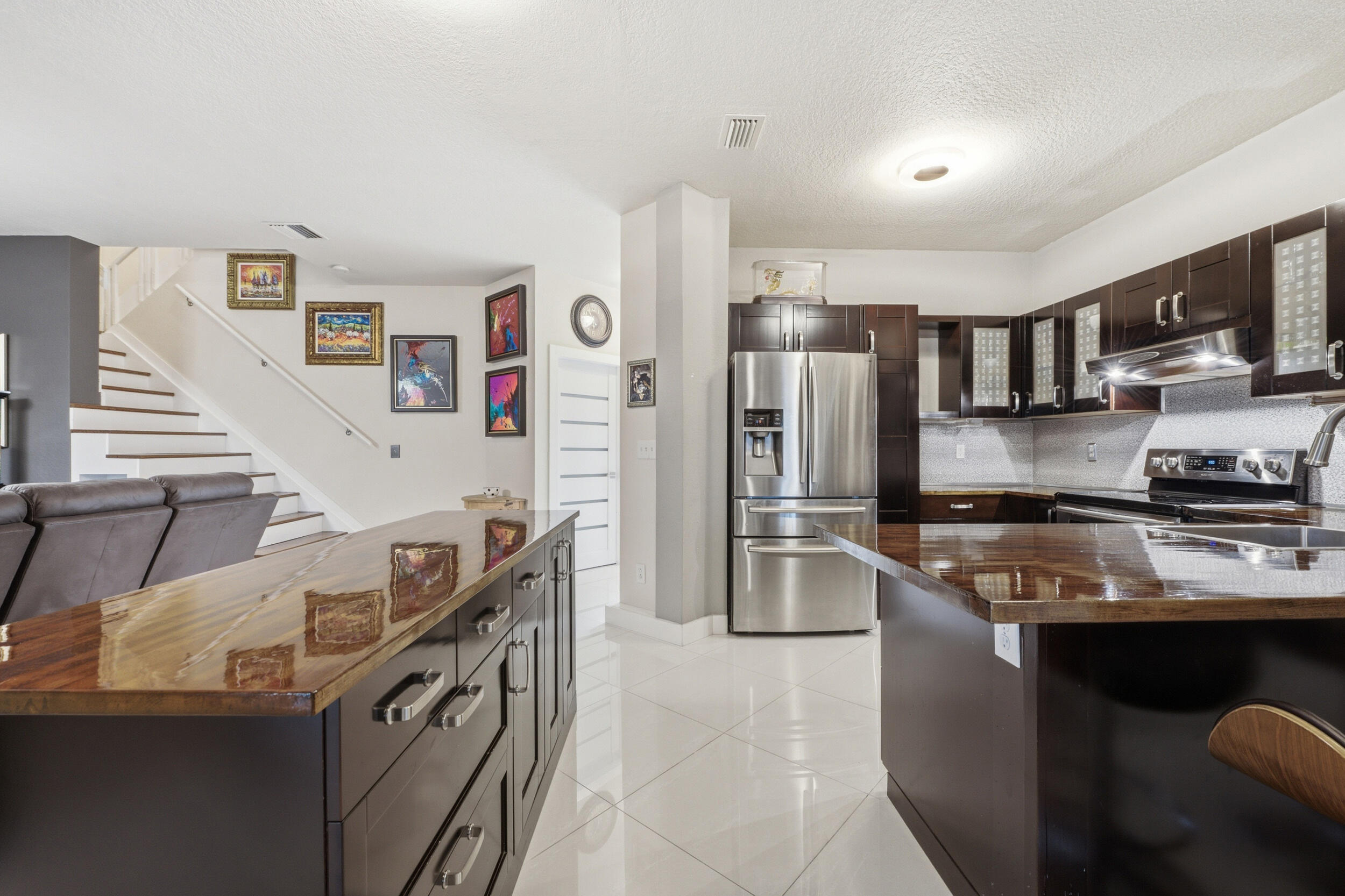 WYNDHAM HEIGHTS - Residential