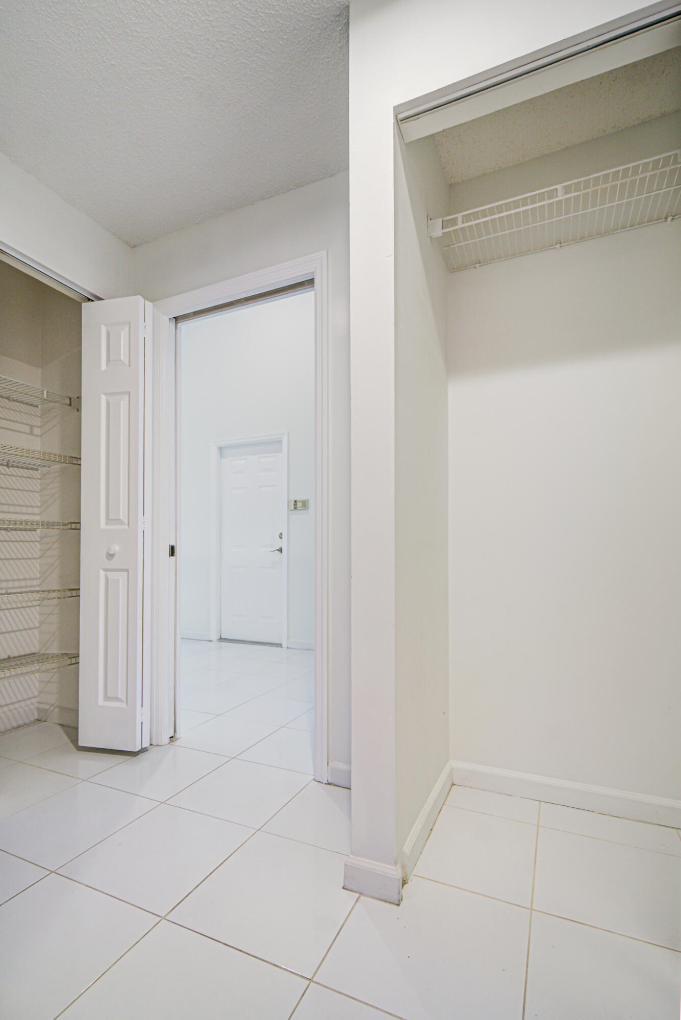 HAGEN RANCH HEIGHTS - Residential Lease