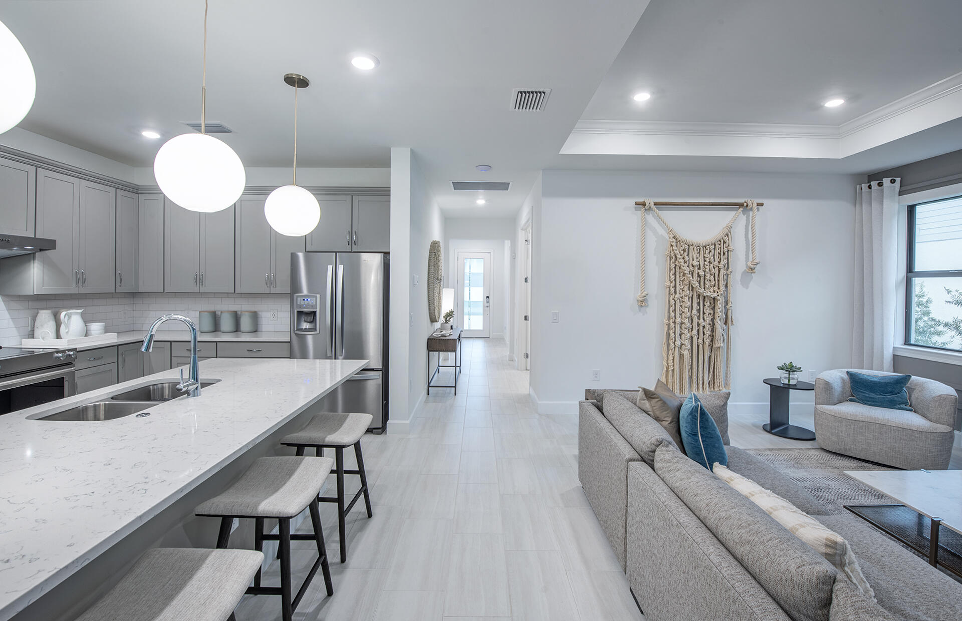 HAMPTON LAKES AT RIVER HALL - Residential