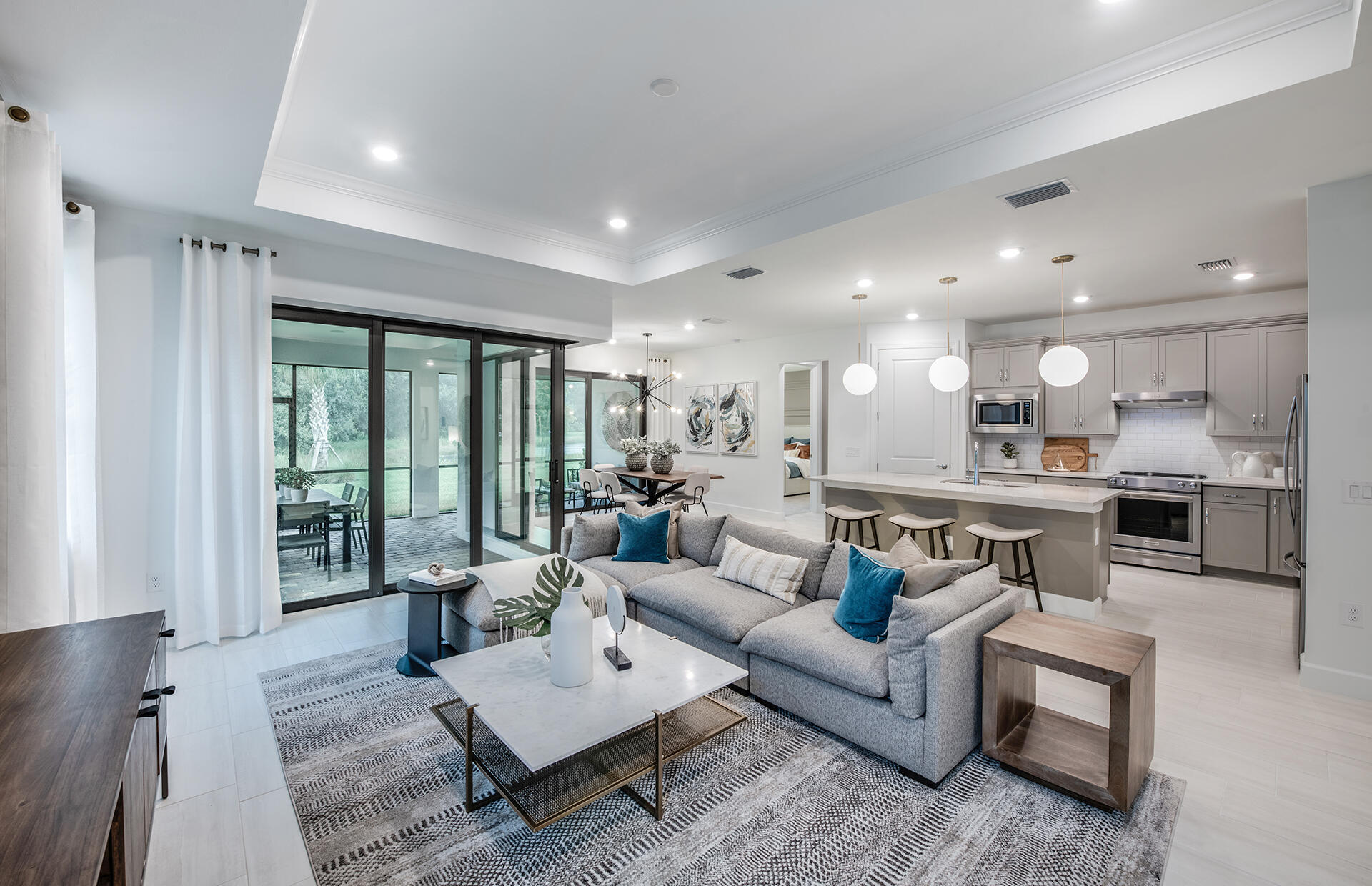 HAMPTON LAKES AT RIVER HALL - Residential